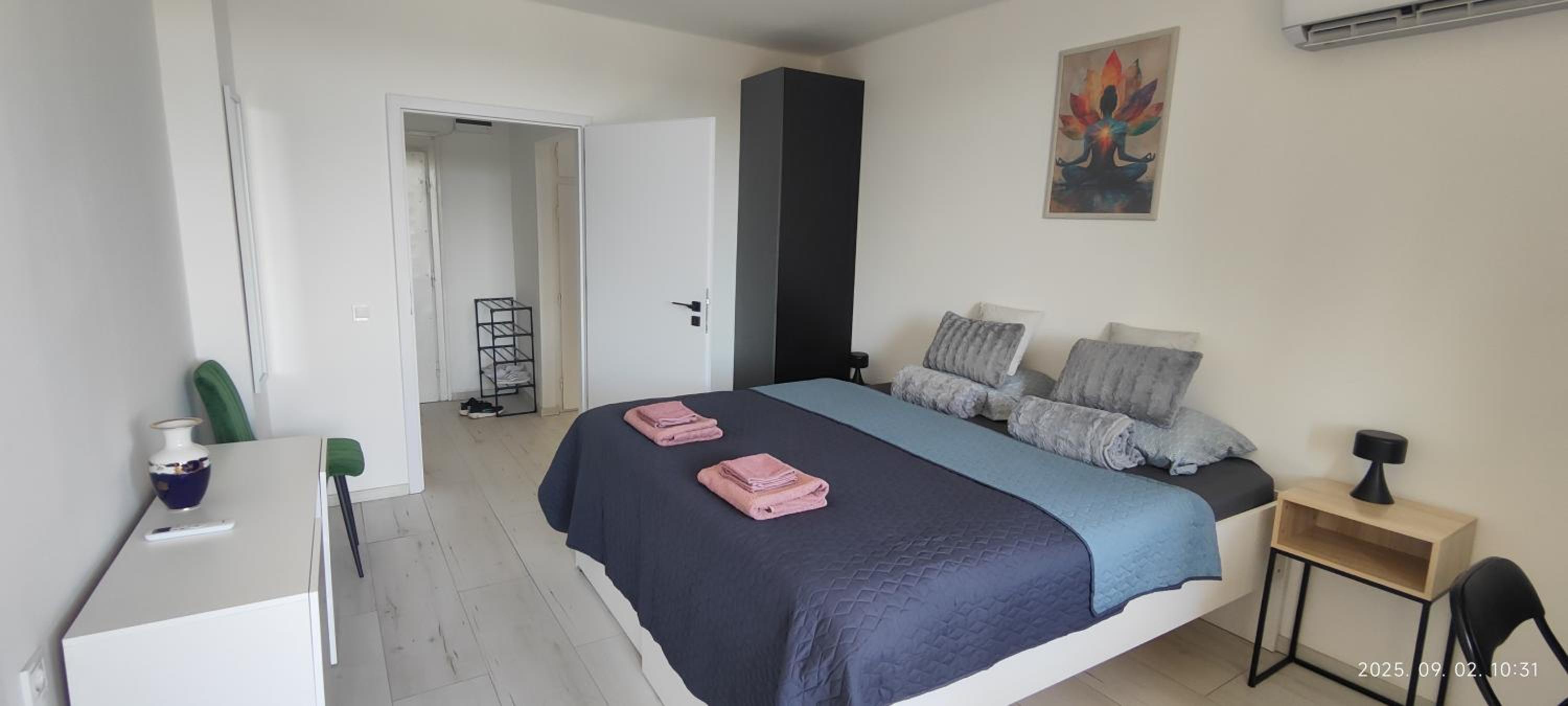 Duna Panorama -two-bedroom apartment with terrace