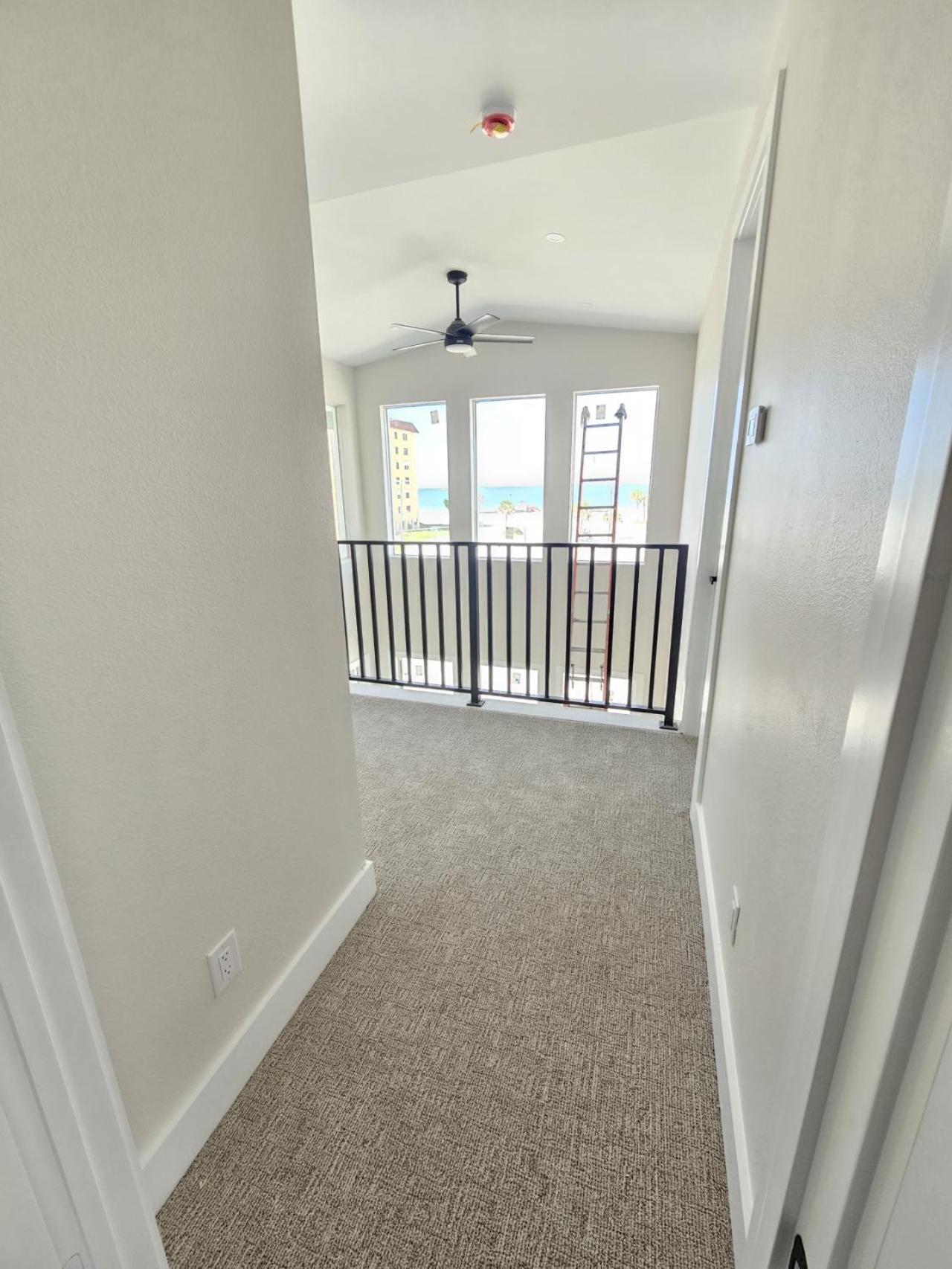 Luxury 5BR- 4BA Coastal Retreat - Stunning Ocean Views and Walk to Times Square