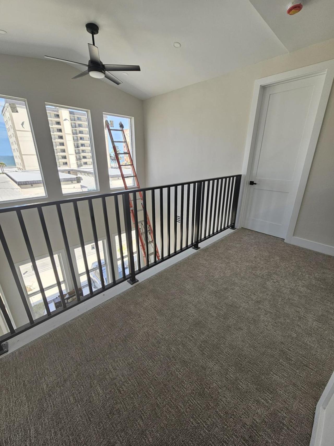Luxury 5BR- 4BA Coastal Retreat - Stunning Ocean Views and Walk to Times Square