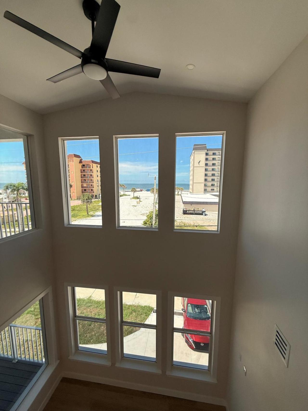 Luxury 5BR- 4BA Coastal Retreat - Stunning Ocean Views and Walk to Times Square