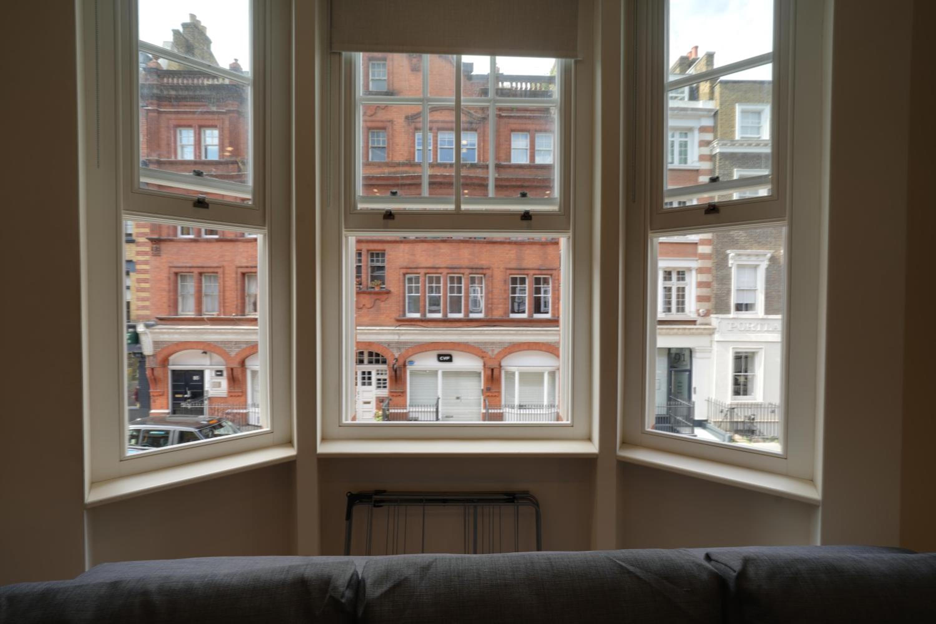 Fitzrovia Apartments 3BR Sleeps 18 Oxford