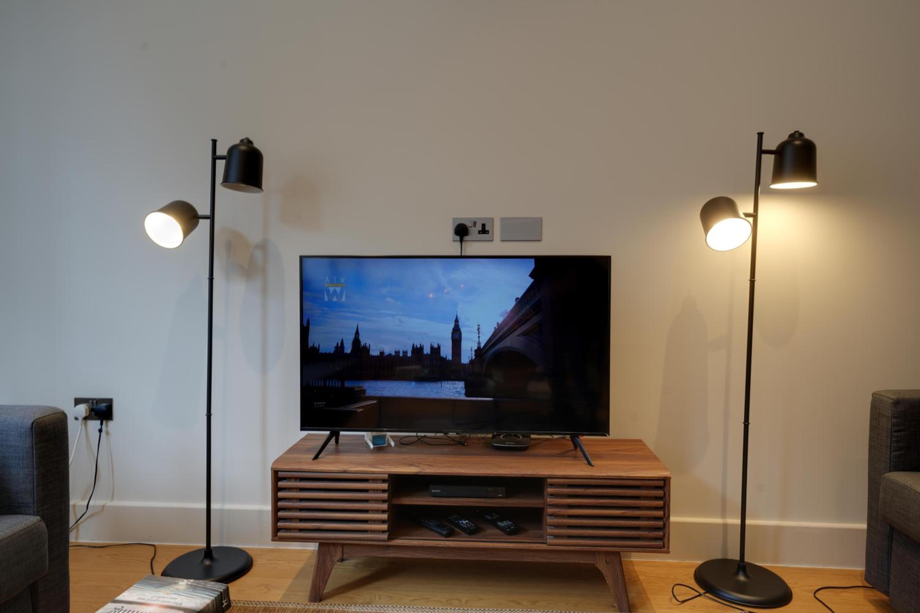 Fitzrovia Apartments 3BR Sleeps 18 Oxford