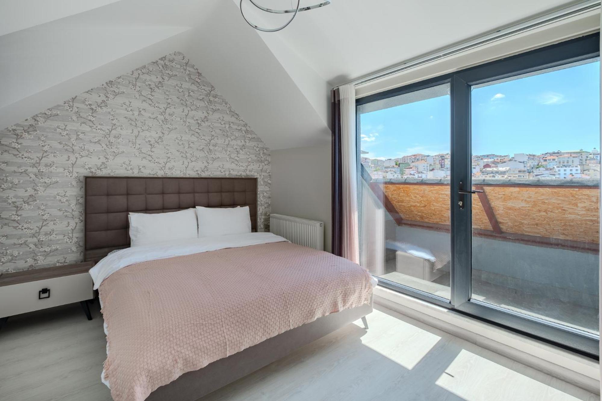 Golden Horn View Terrace Duplex