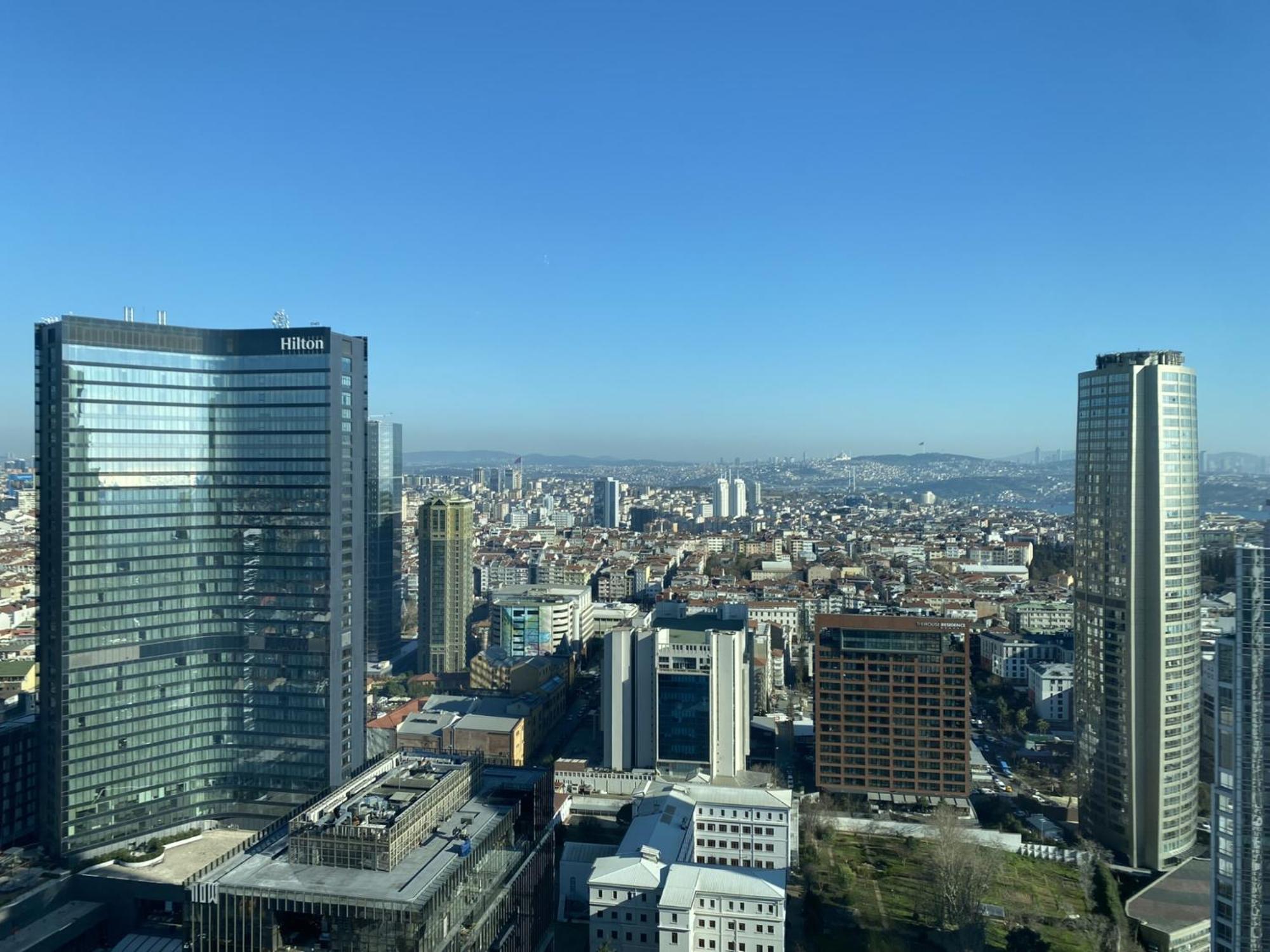 Earthquake-Resistant Residence in Sisli Stunning View