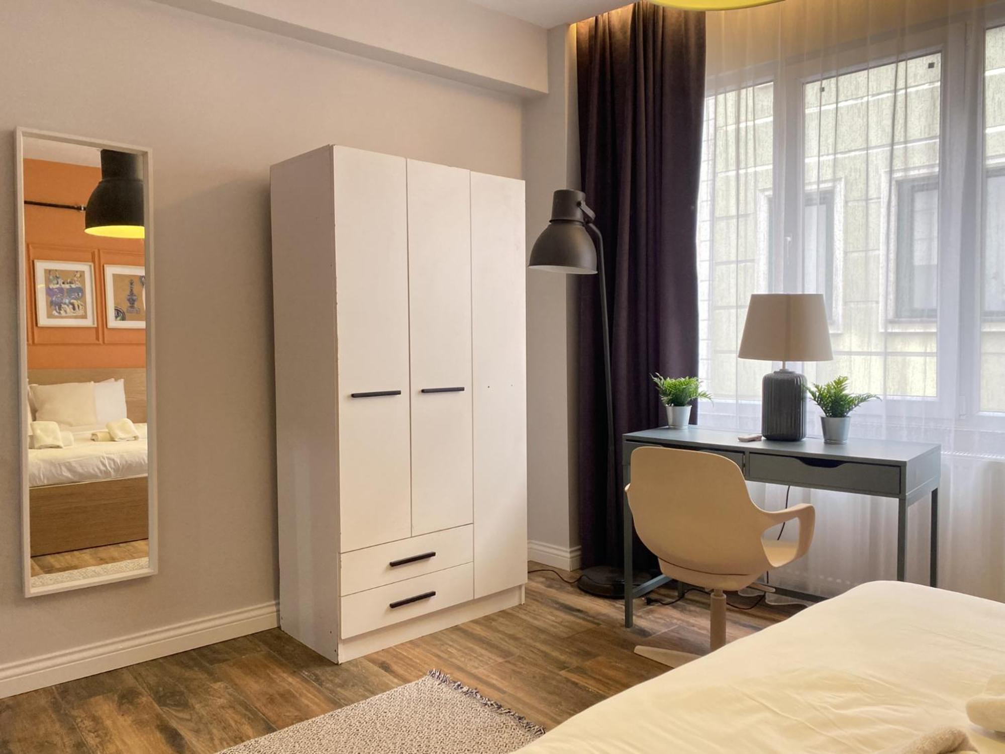 Central Comfortable Flat in Historic Balat