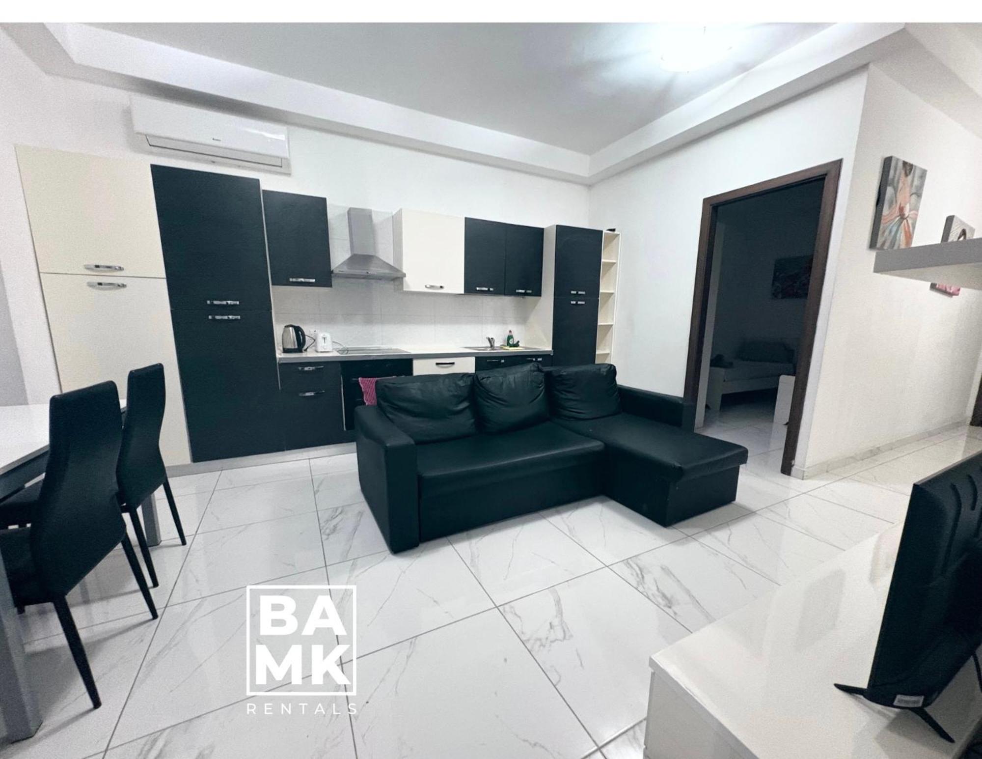Sliema Modern 2 Bedroom Apartment 1 Minute from the Promenade