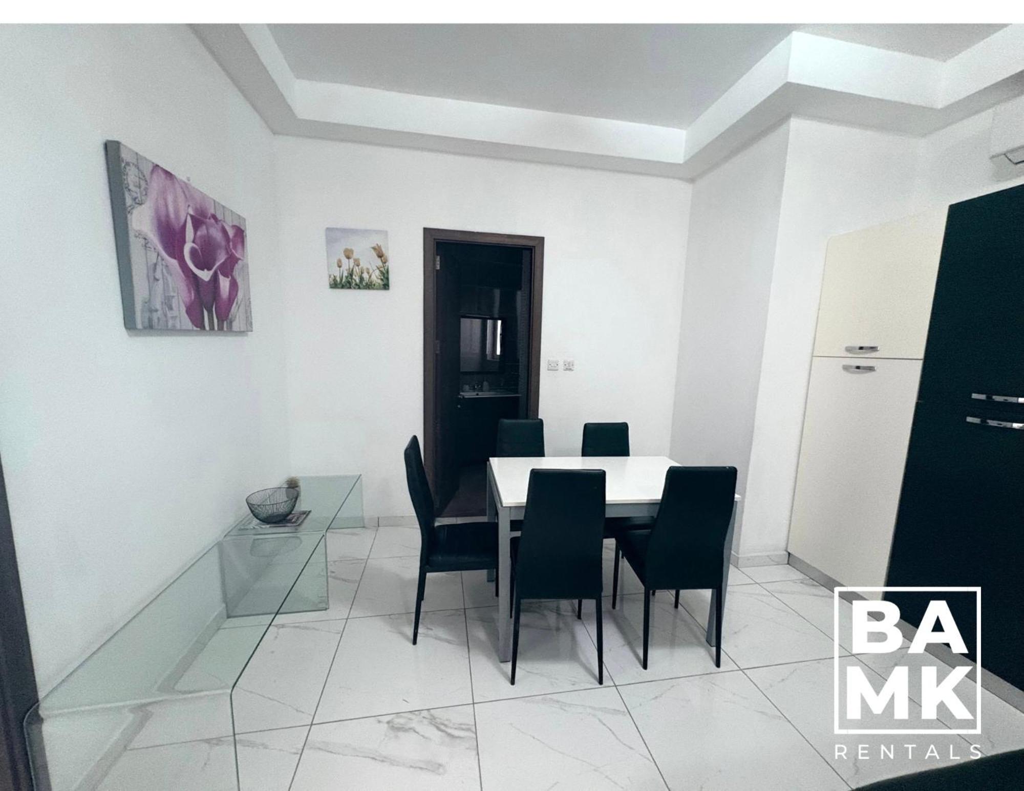 Sliema Modern 2 Bedroom Apartment 1 Minute from the Promenade