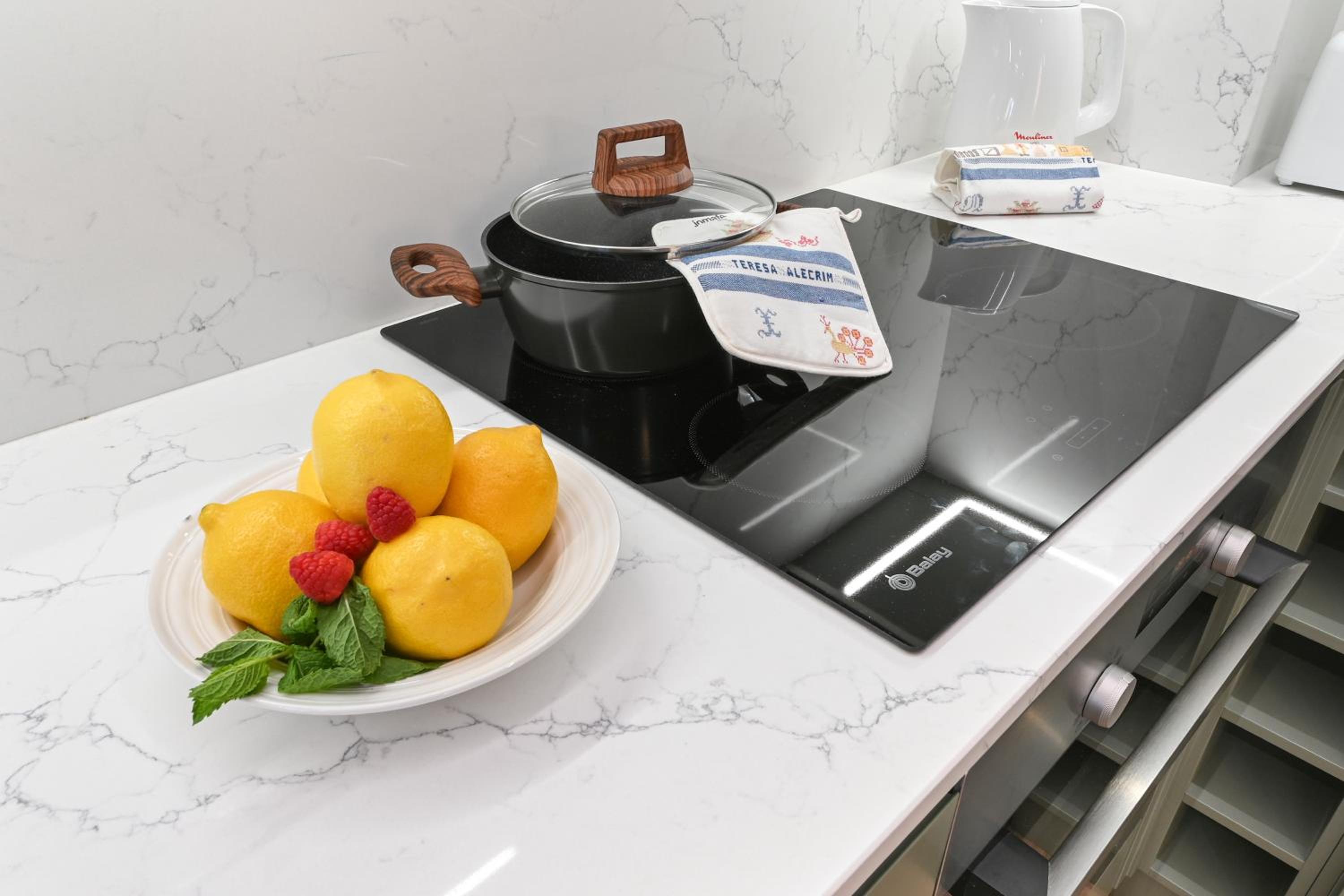 ON Apartments - Matosinhos Premium - Free Parking & Pet Friendly
