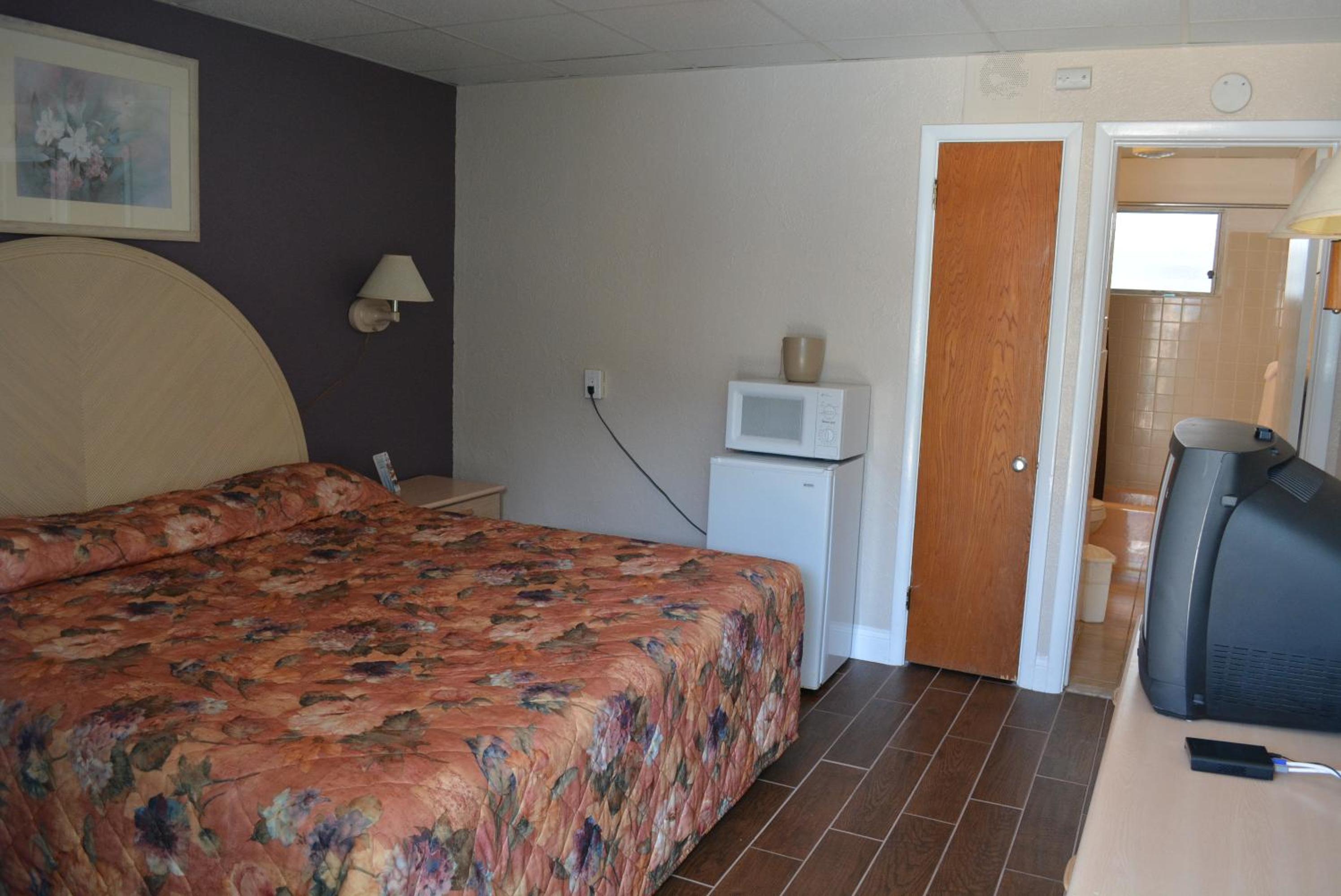 Royal Court Motel