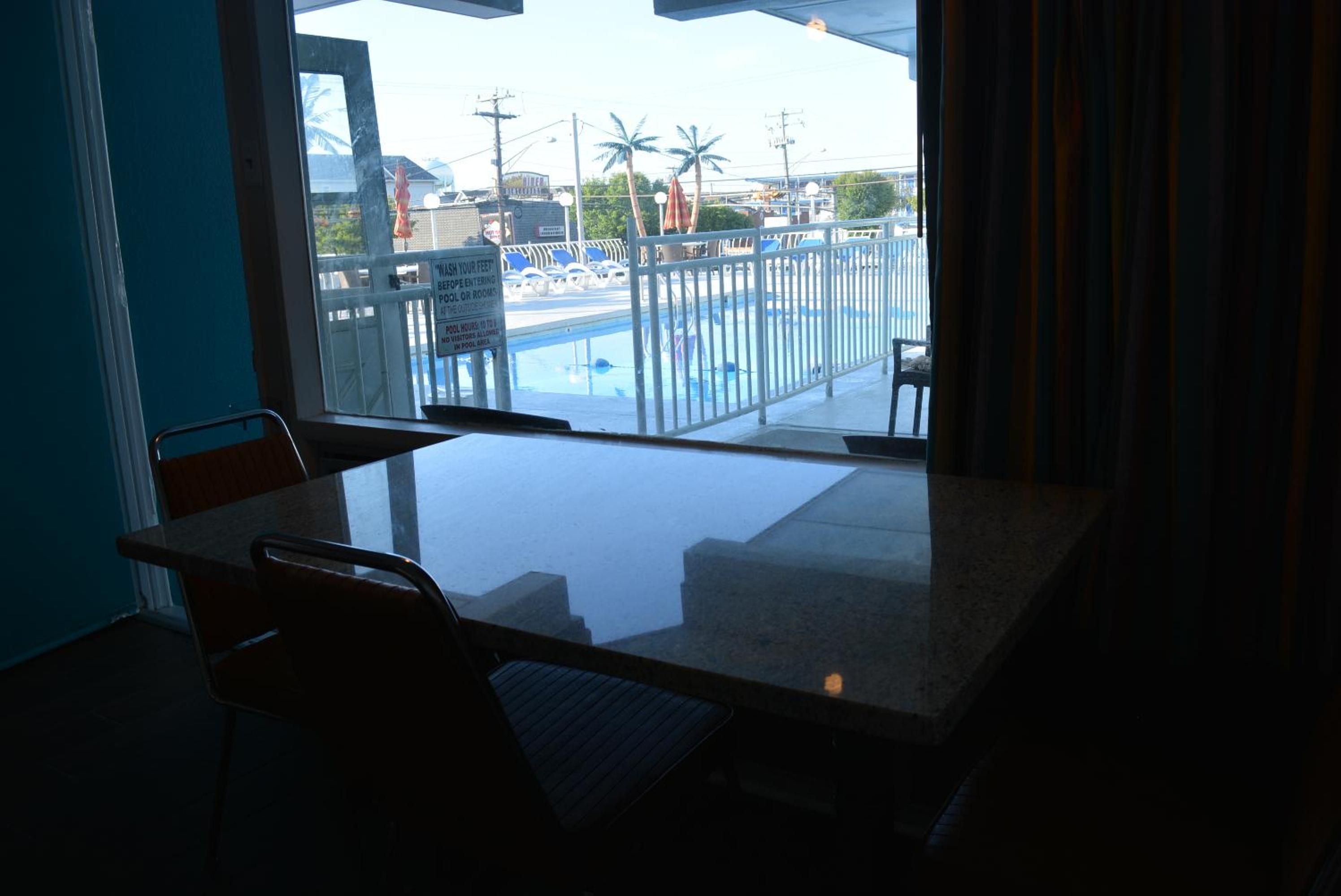 Royal Court Motel
