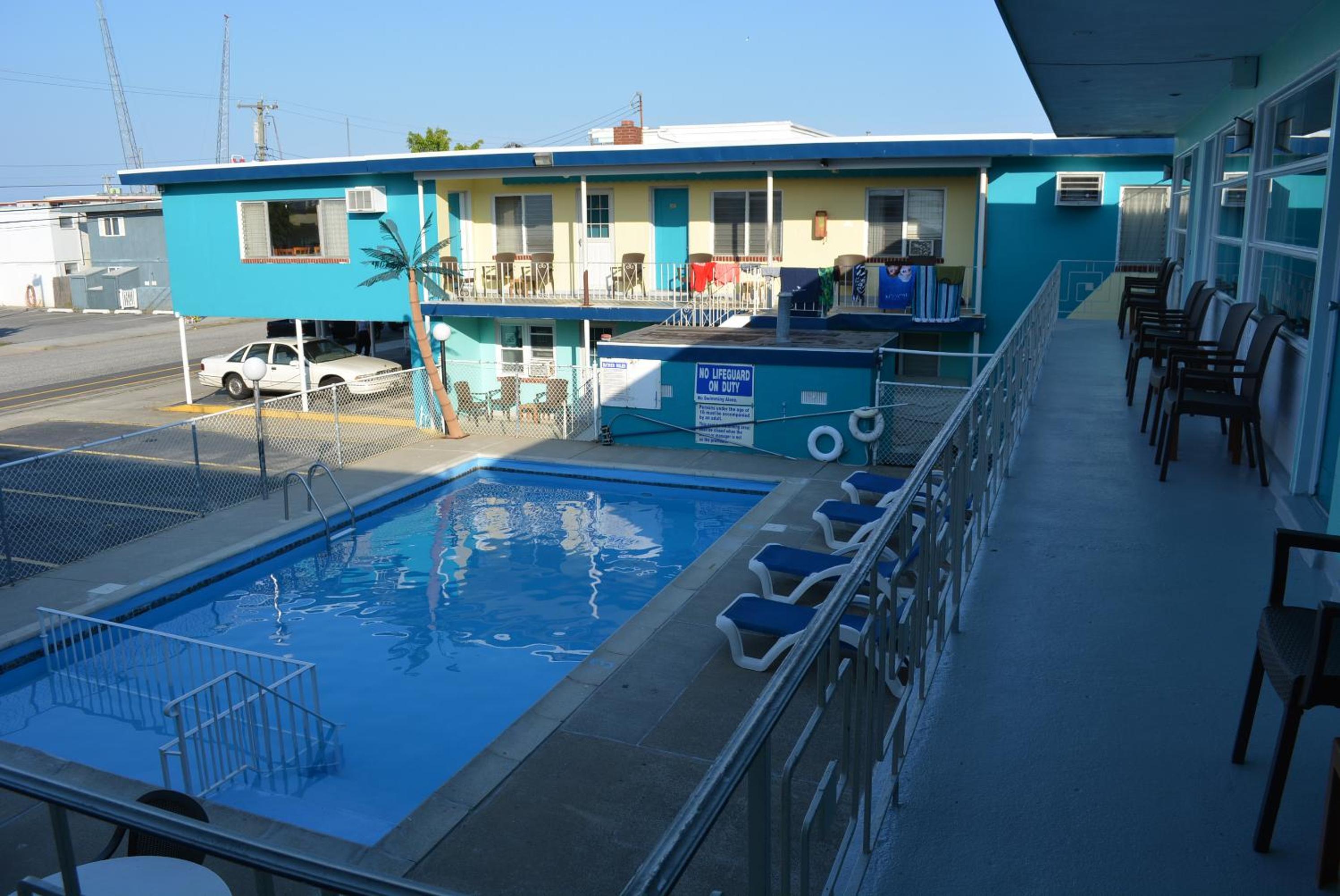 Royal Court Motel