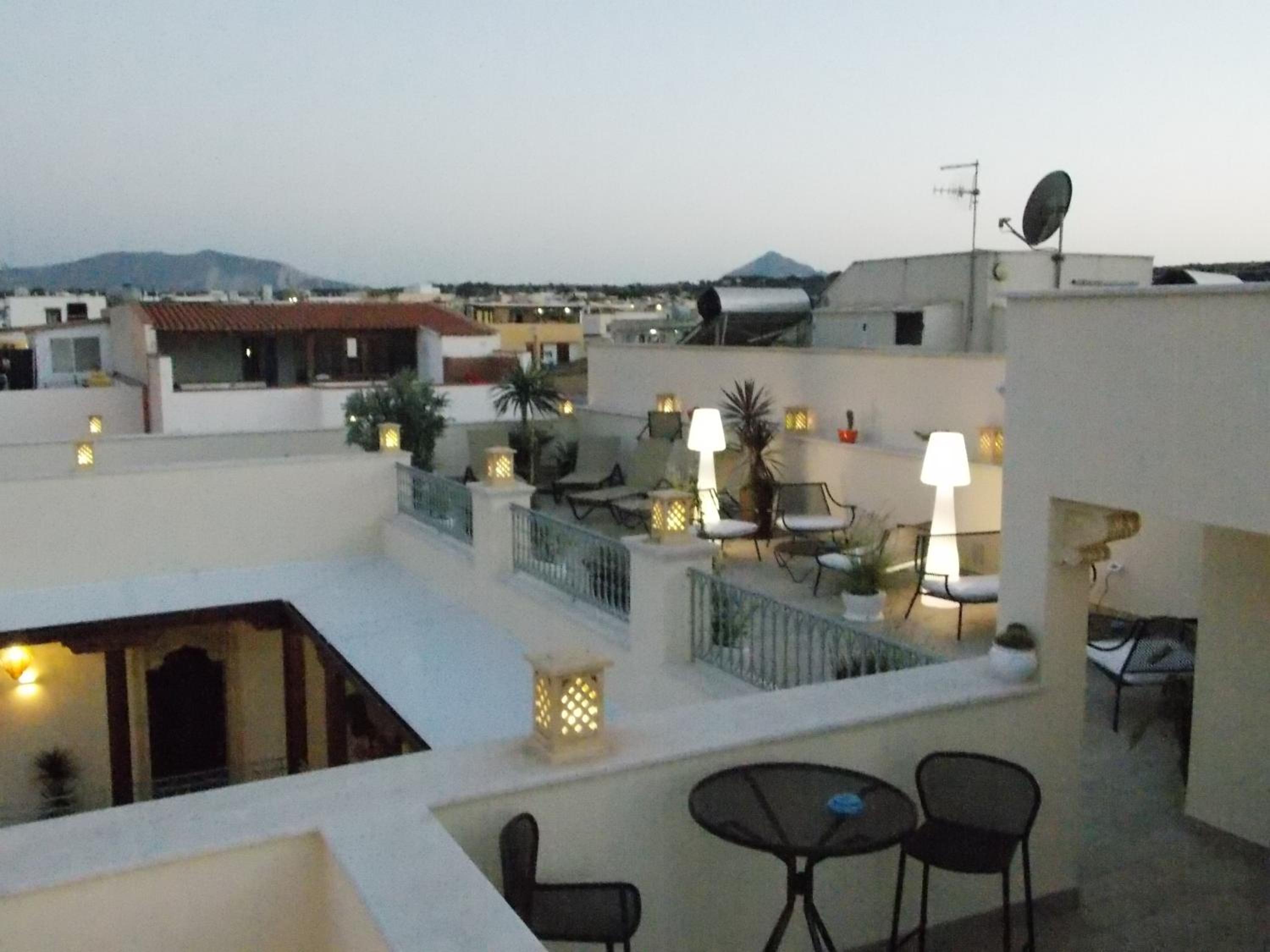 RIAD Comfort Rooms