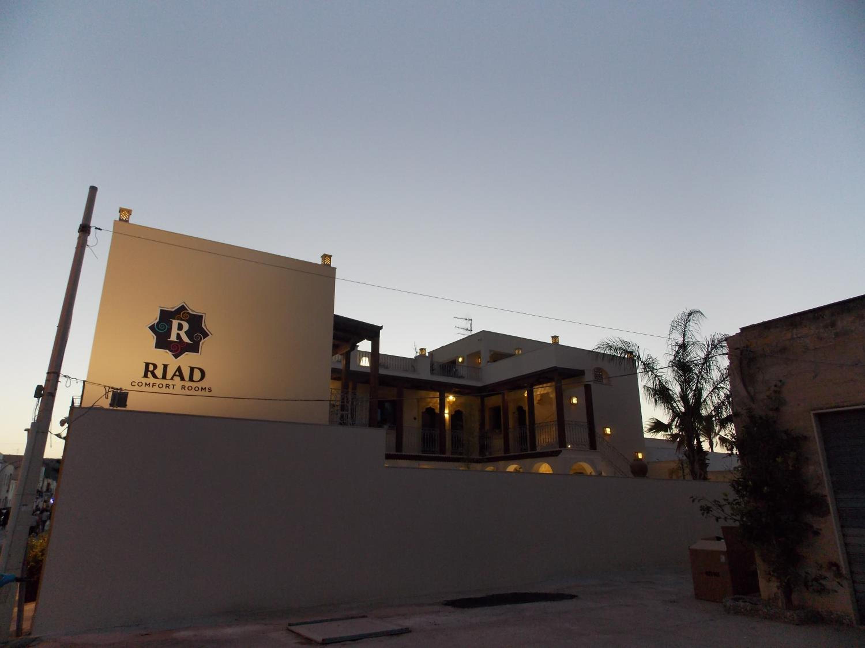 RIAD Comfort Rooms