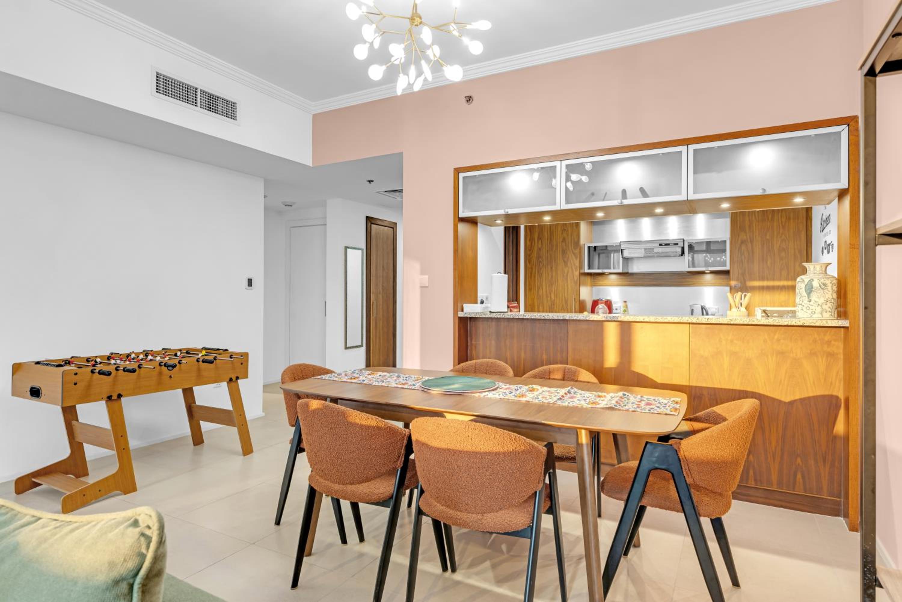 Exceptional Marina View & Location- Large & Bright 1BDR Apartment- 3mn to JBR, Tram & Beach- up to 5