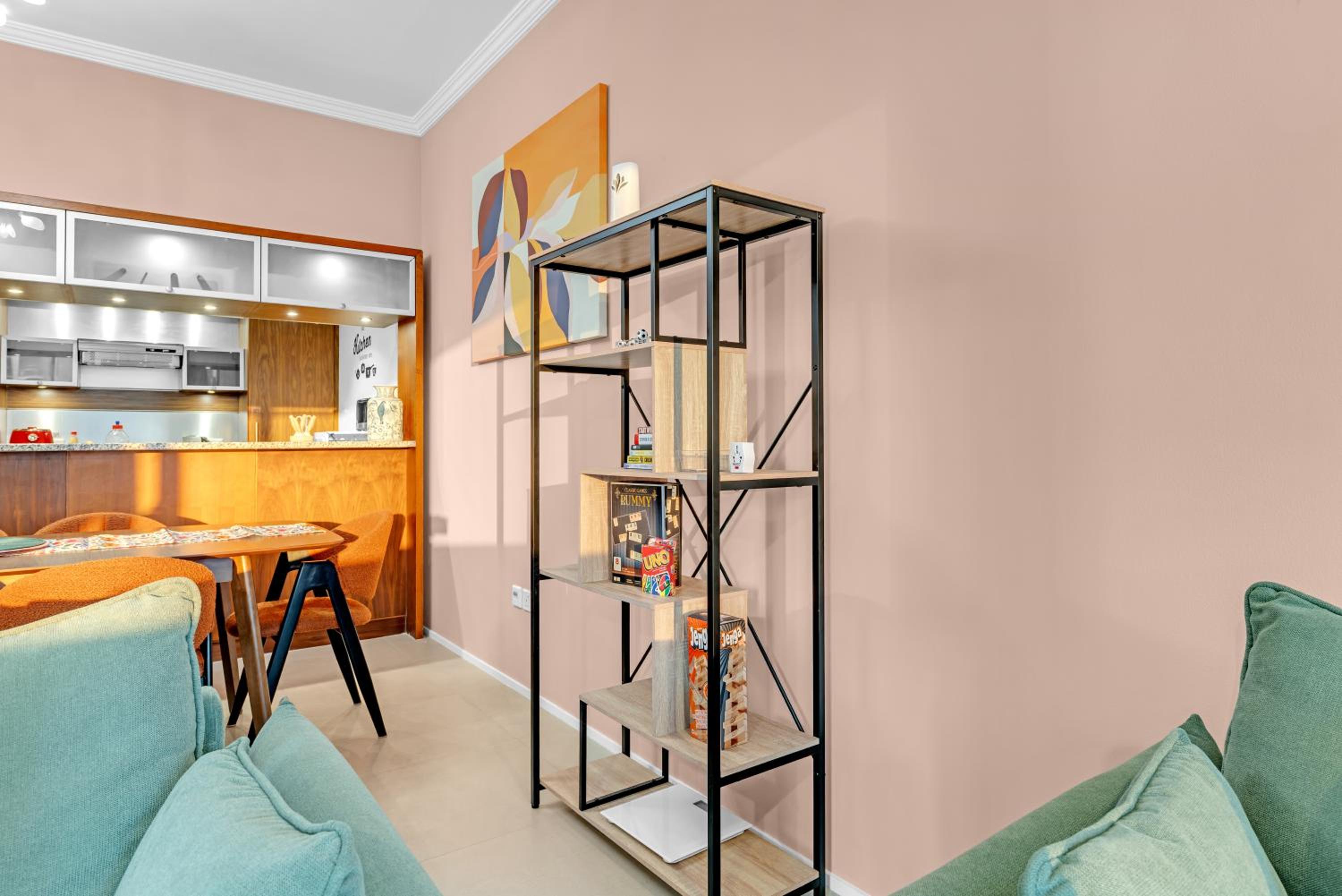 Exceptional Marina View & Location- Large & Bright 1BDR Apartment- 3mn to JBR, Tram & Beach- up to 5