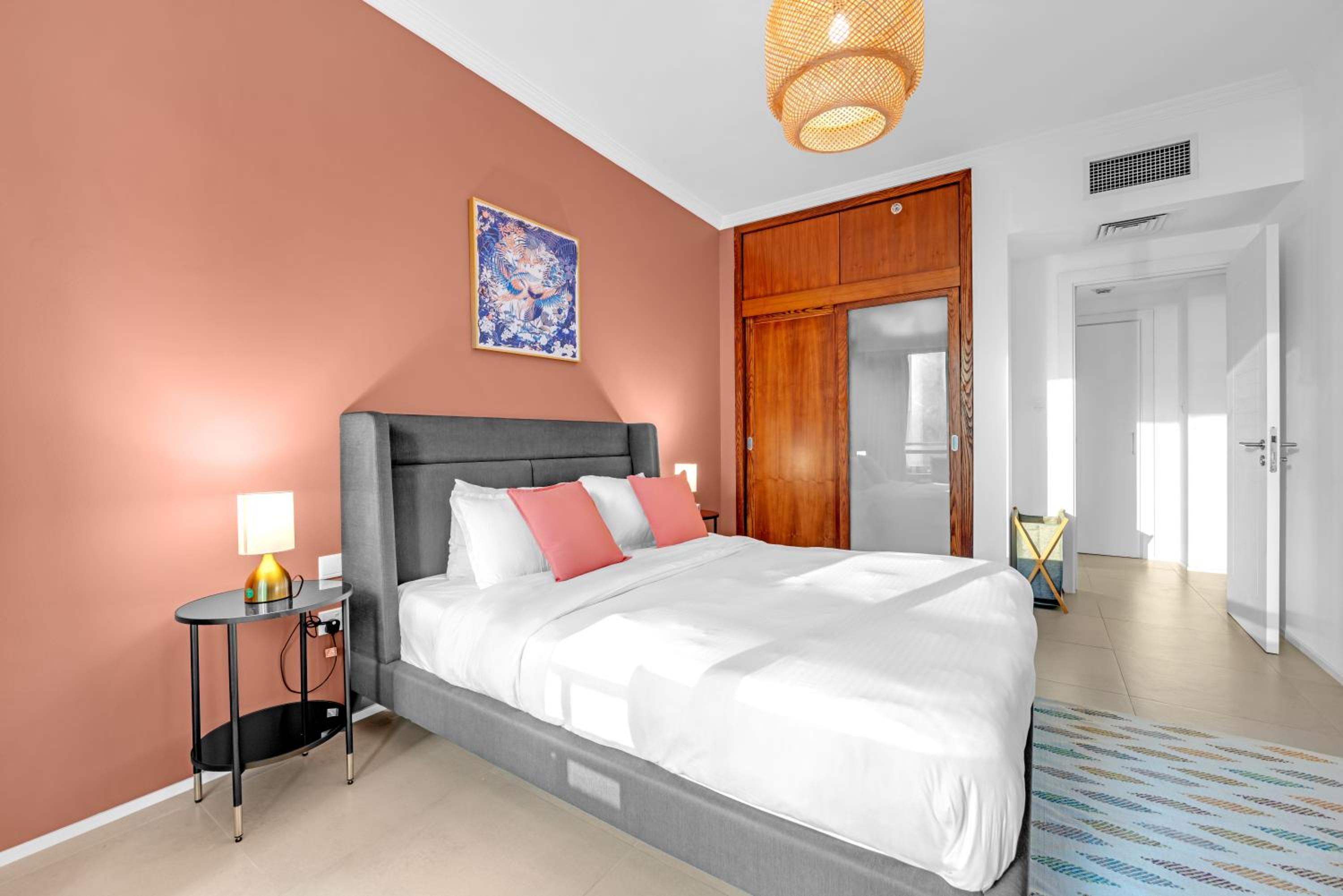 Exceptional Marina View & Location- Large & Bright 1BDR Apartment- 3mn to JBR, Tram & Beach- up to 5