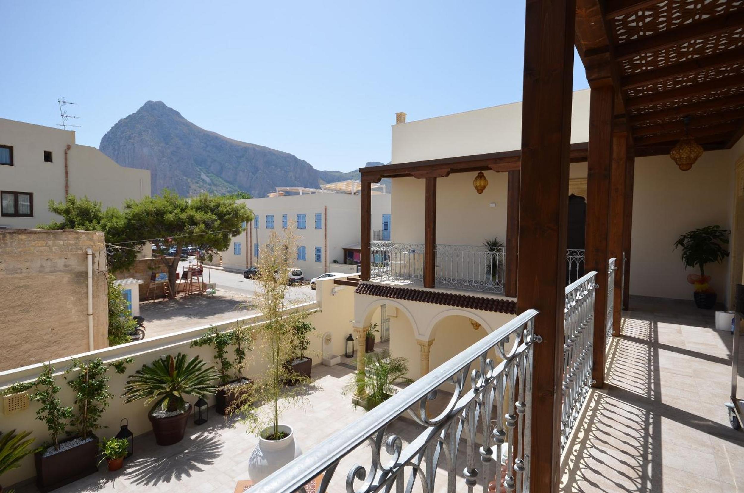 RIAD Comfort Rooms