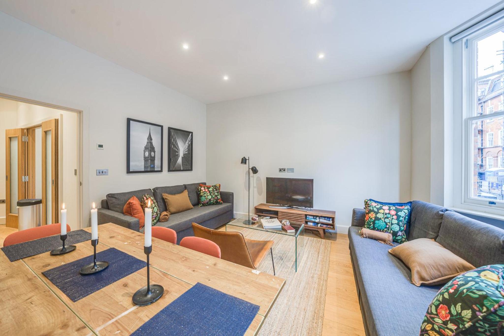 Fitzrovia Apartments 3BR Sleeps 18 Oxford