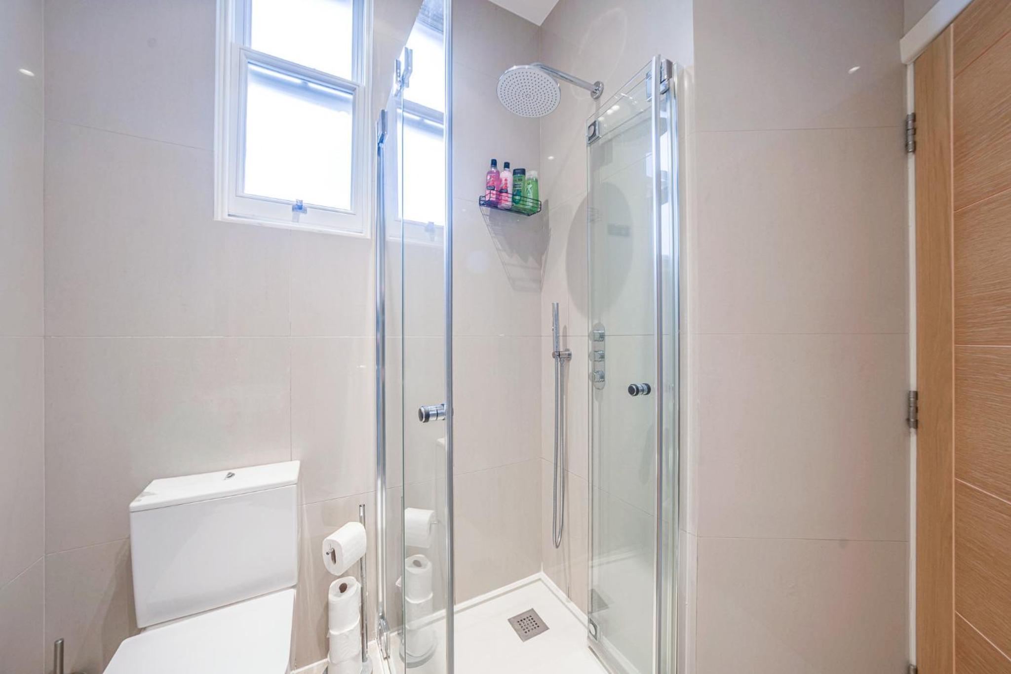Fitzrovia Apartments 3BR Sleeps 18 Oxford