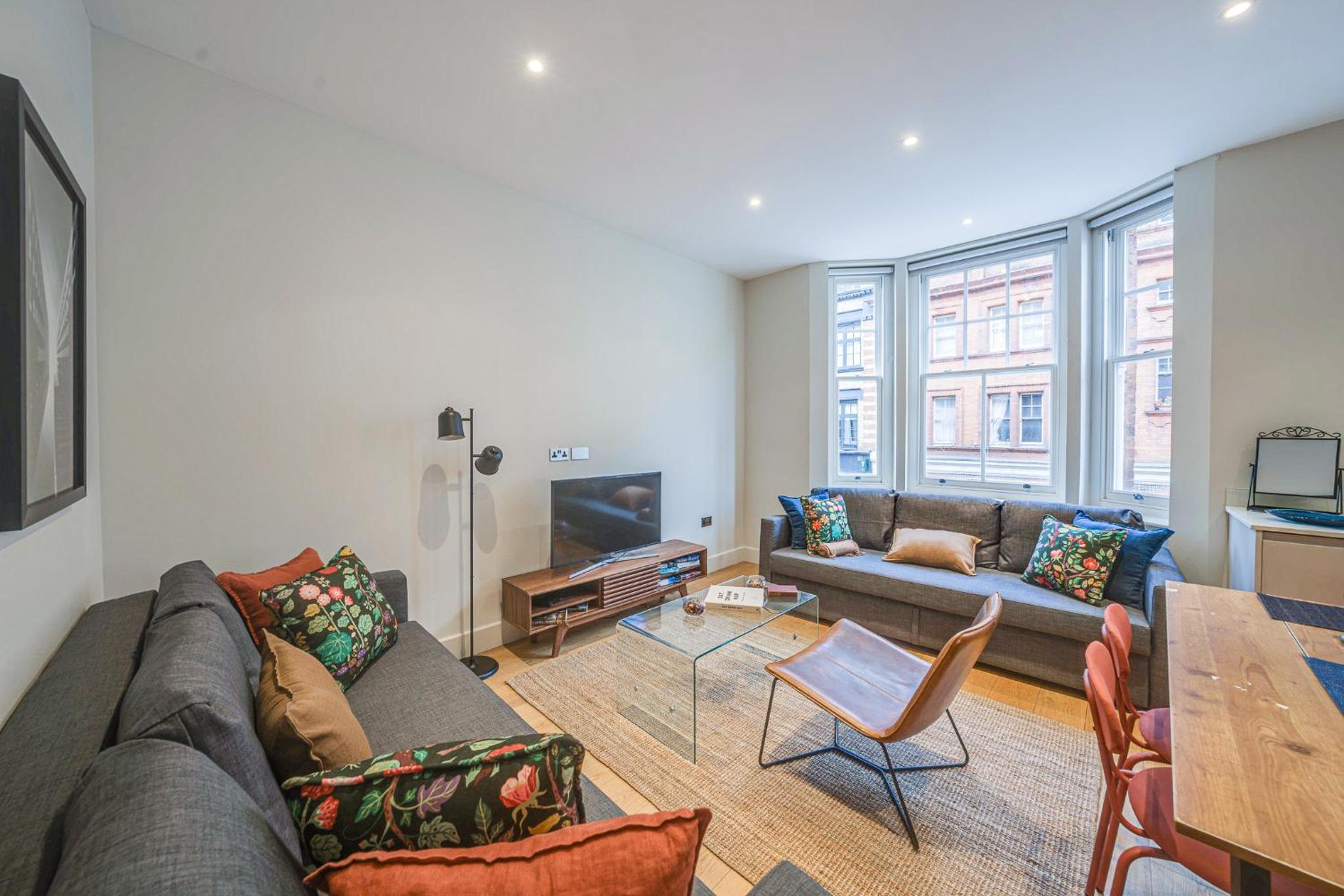Fitzrovia Apartments 3BR Sleeps 18 Oxford