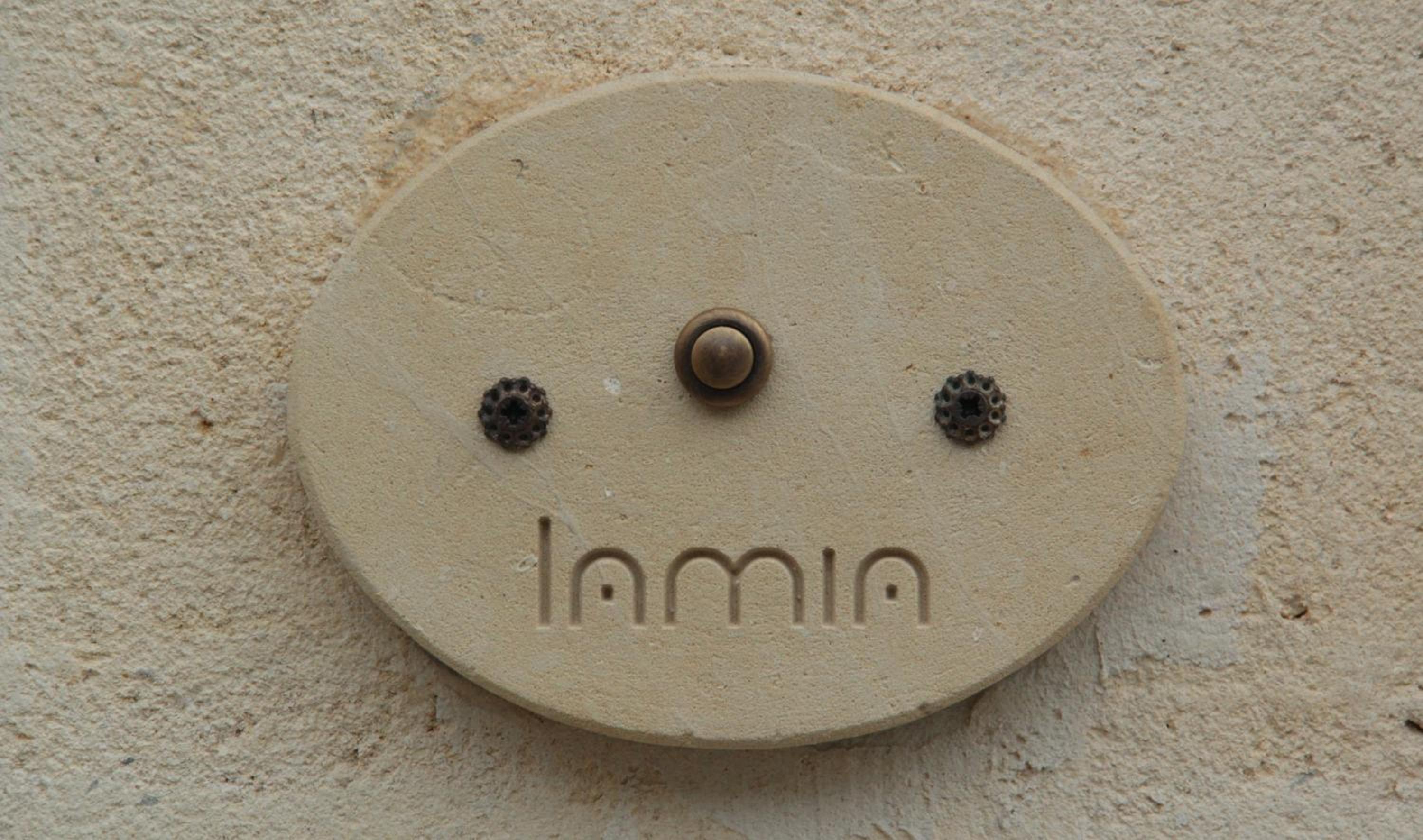 Lamia Room Rentals