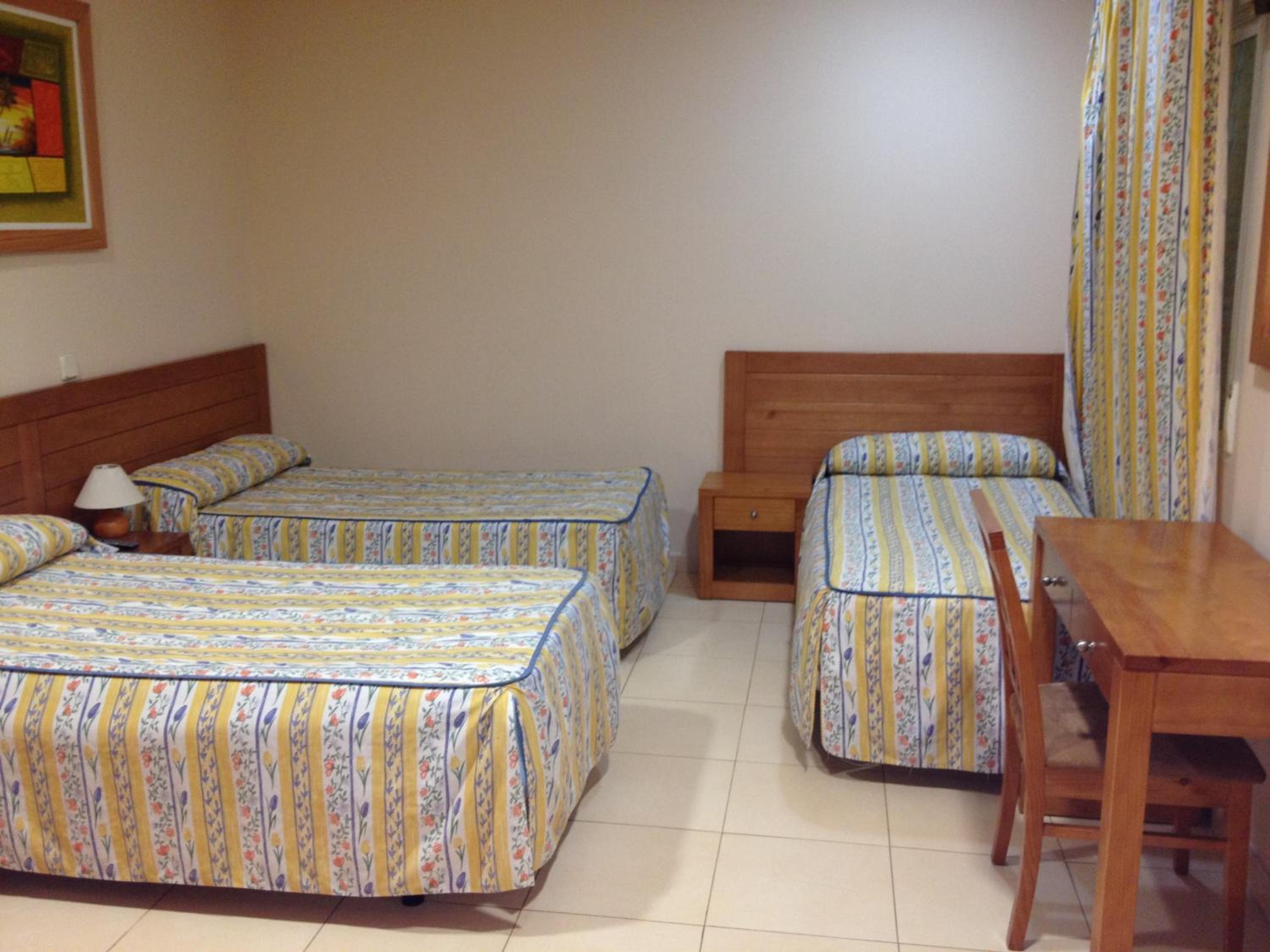 Hostal Aeropuerto view 3