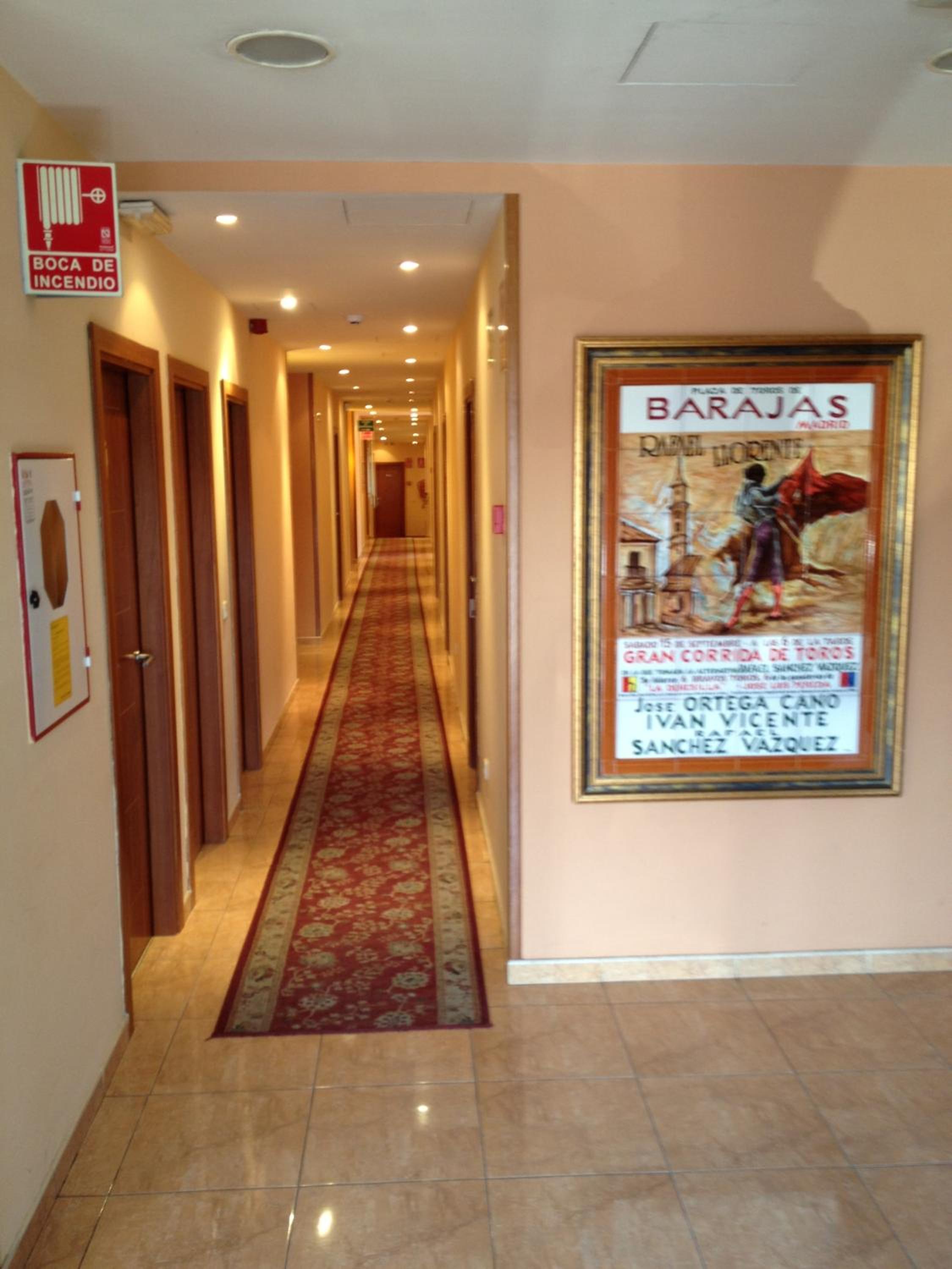 Hostal Aeropuerto view 2