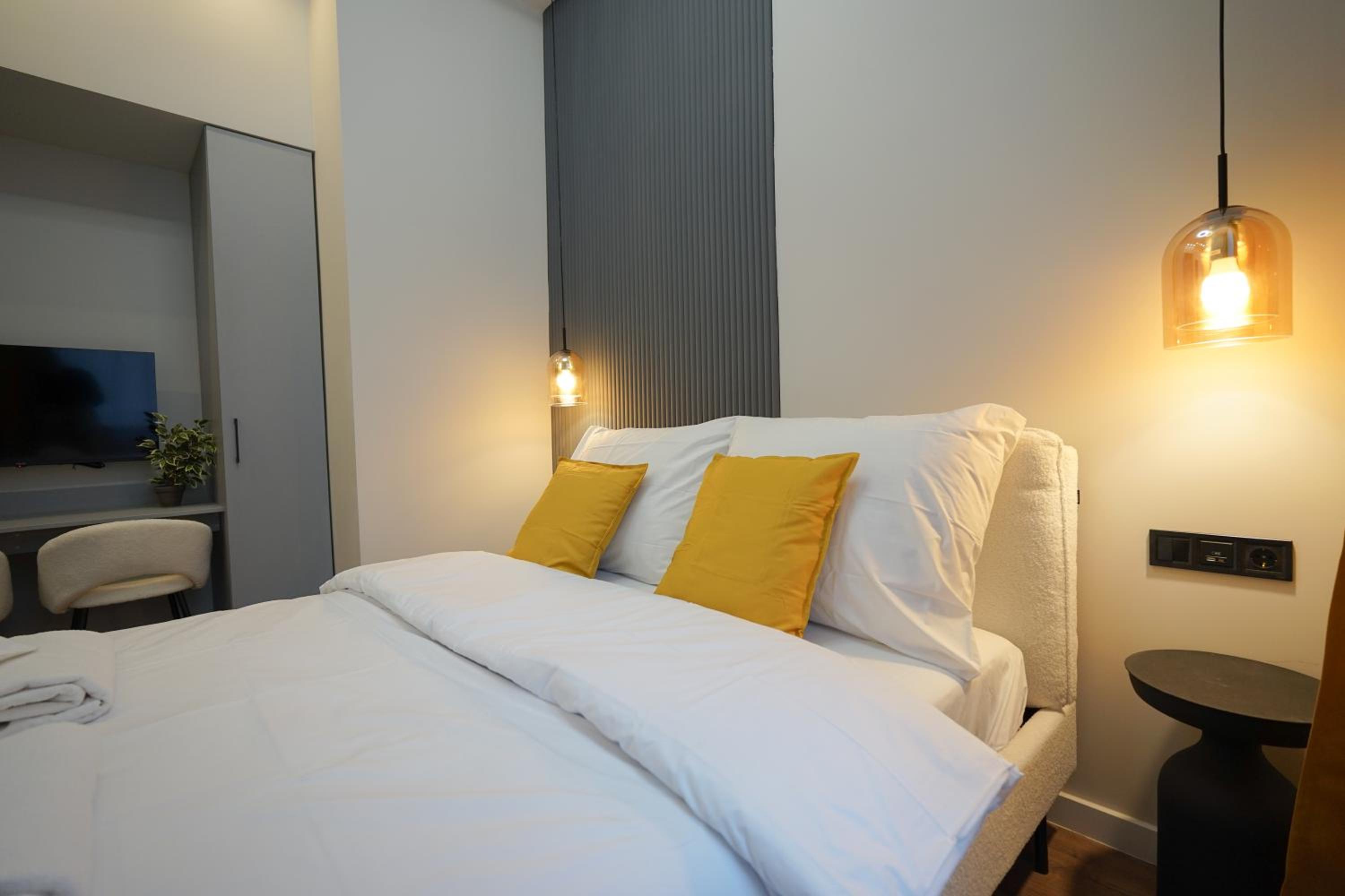 S7 - Síp Downtown Hideaway - Best Location by BQA