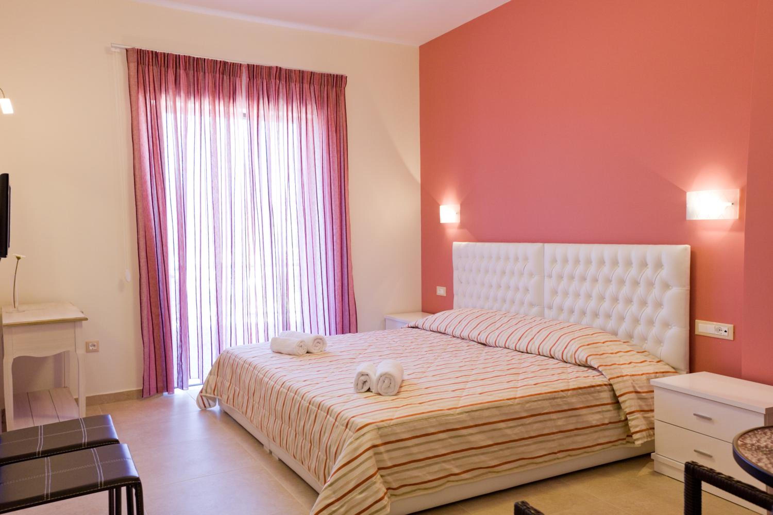 Aenaon Rooms photo 4