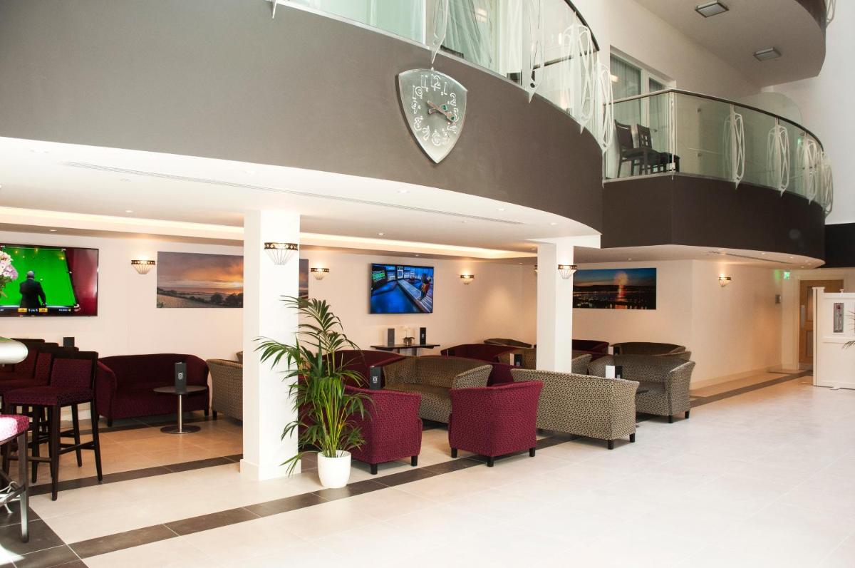 Douglas Vacations - Mannin Hotel - Property Image 3