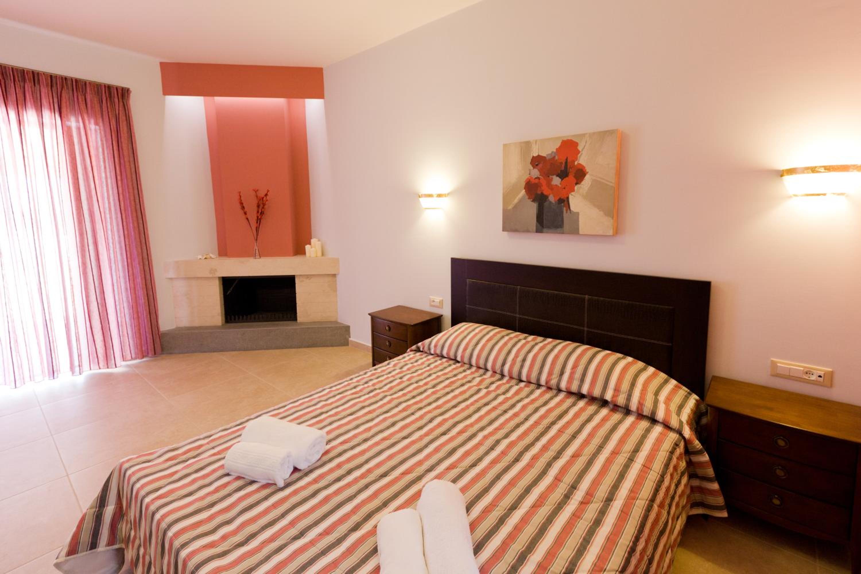 Aenaon Rooms photo 5