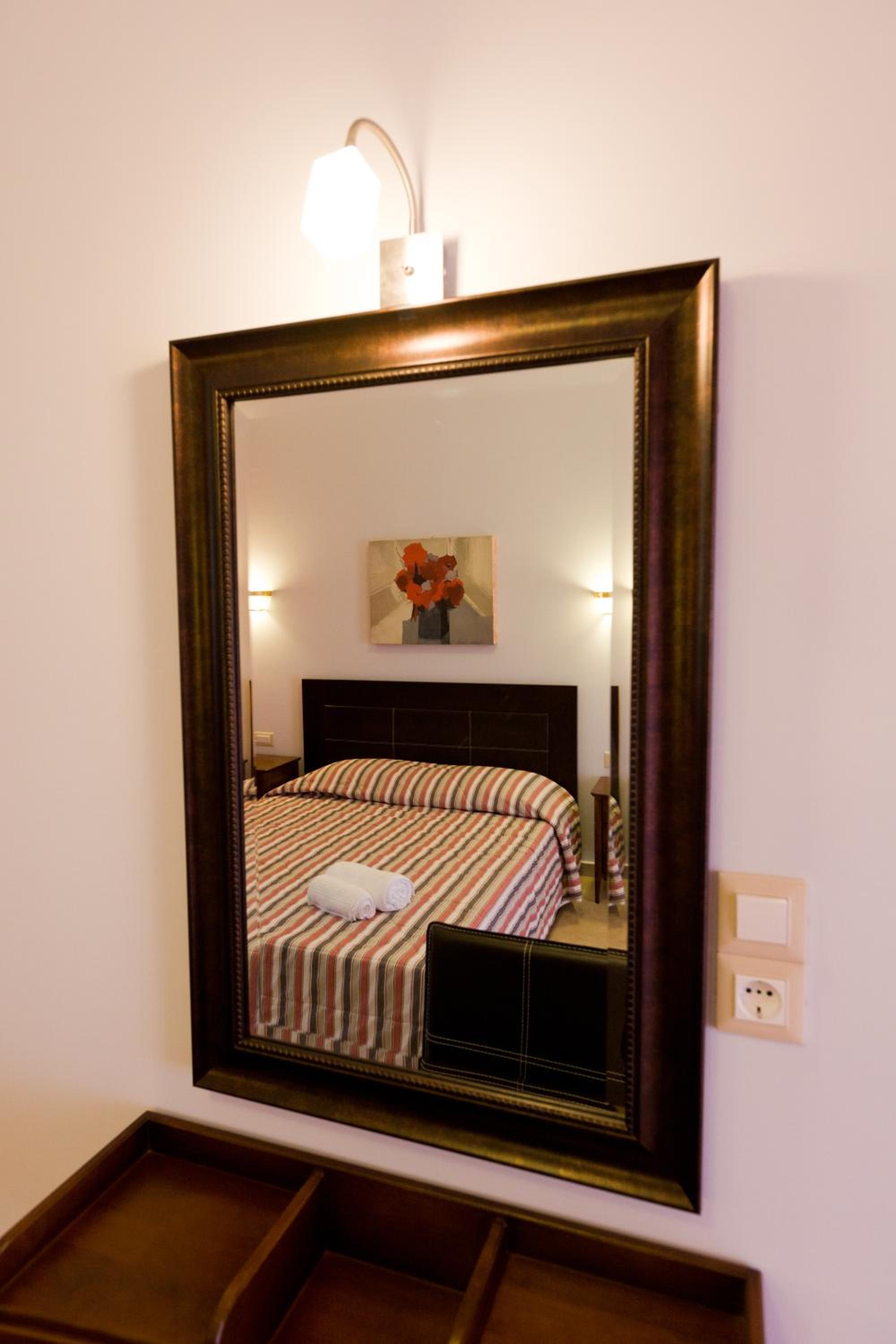 Aenaon Rooms
