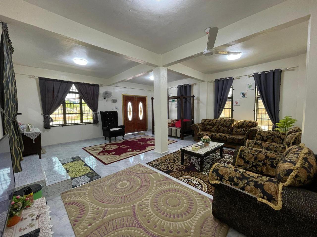 Fahim Homestay Pasir Mas