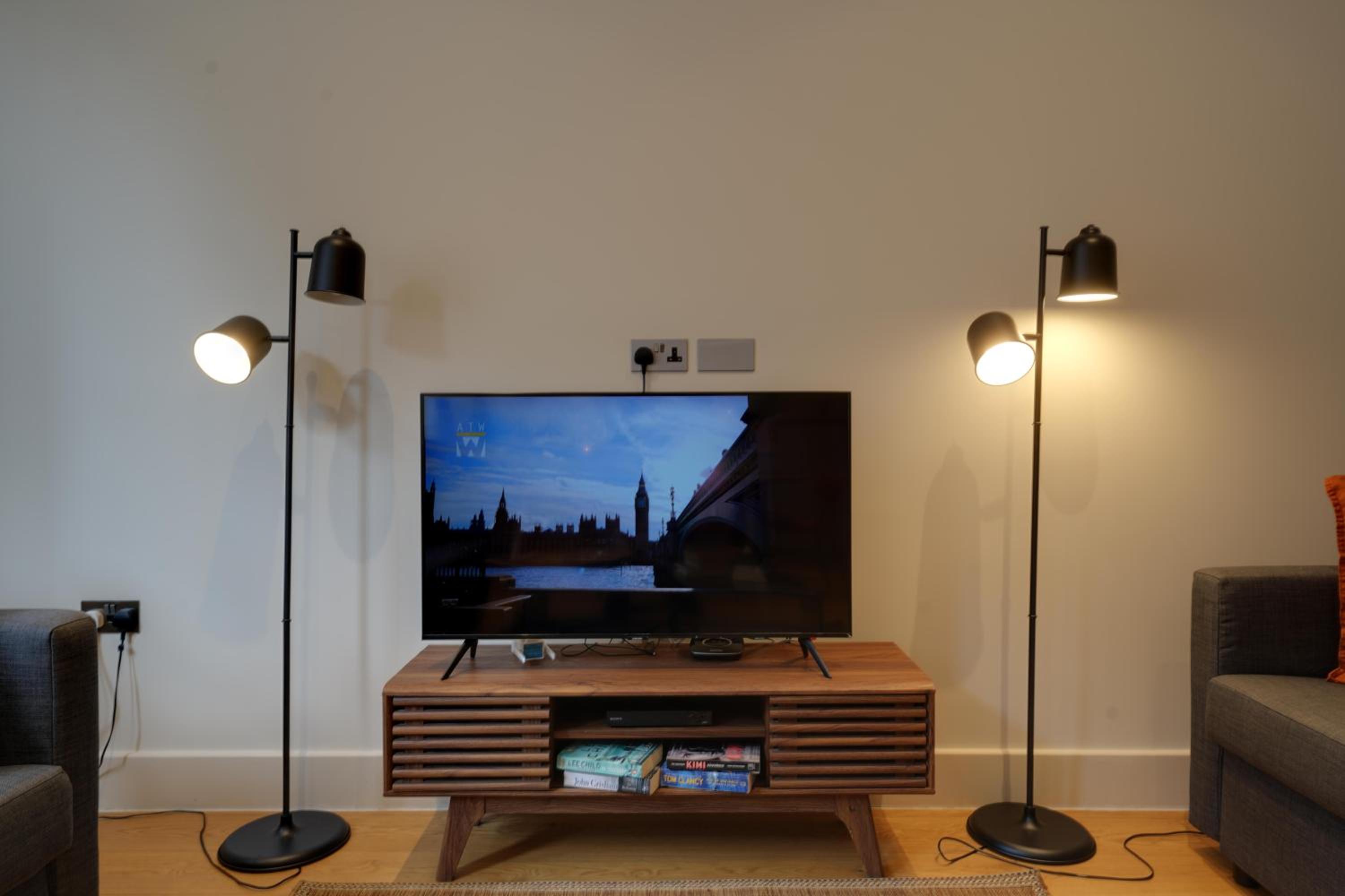 Fitzrovia Apartments 3BR Sleeps 18 Oxford