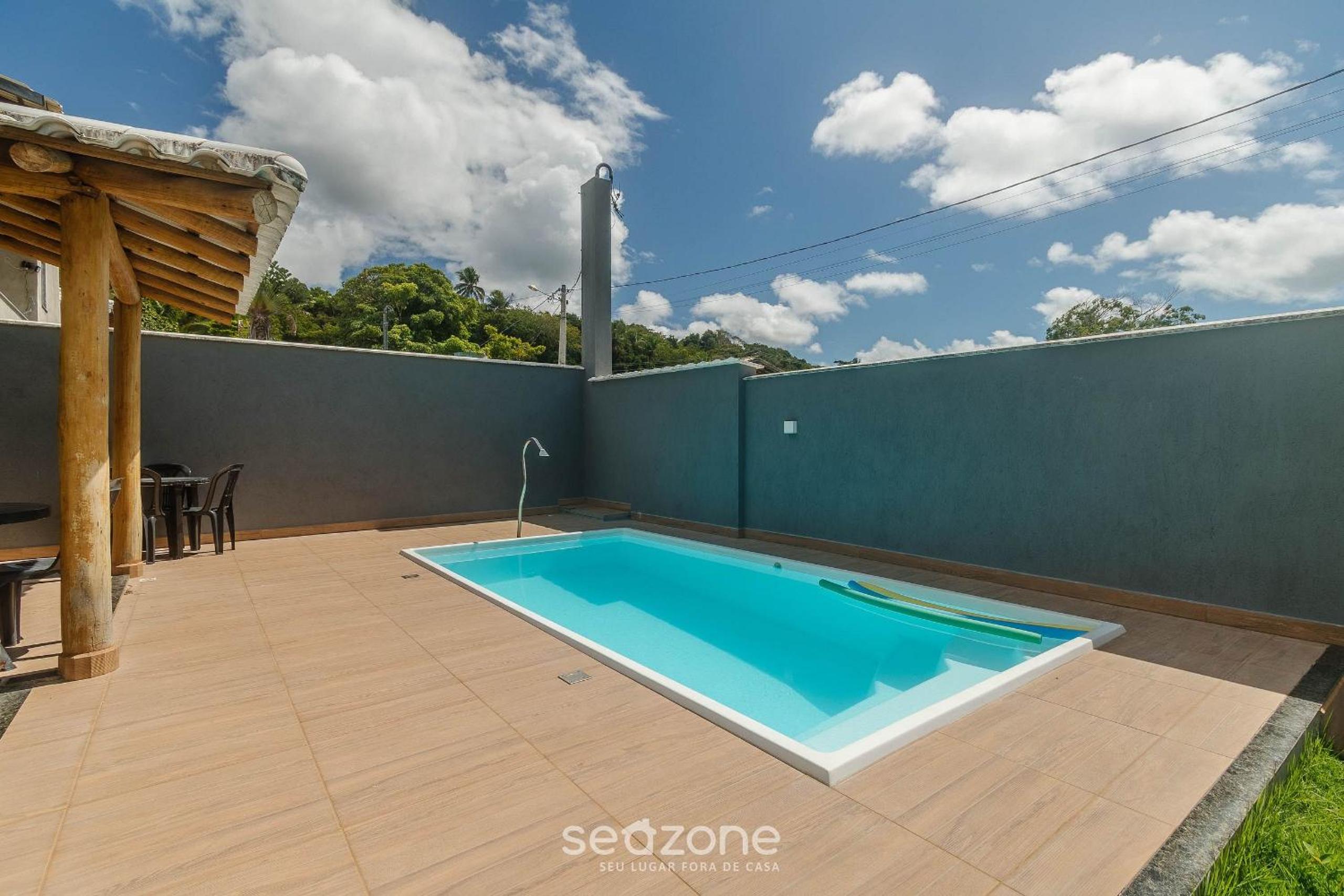 Condominium with Pool 950m from the Beach - PDM