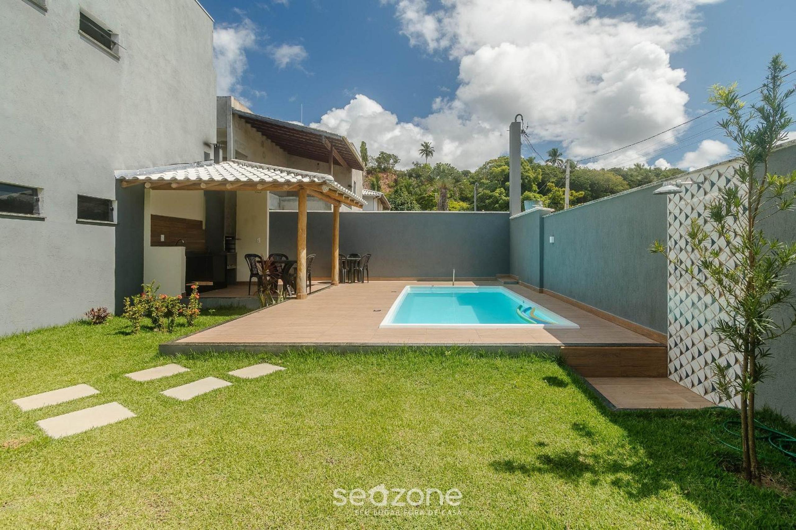 Condominium with Pool 950m from the Beach - PDM