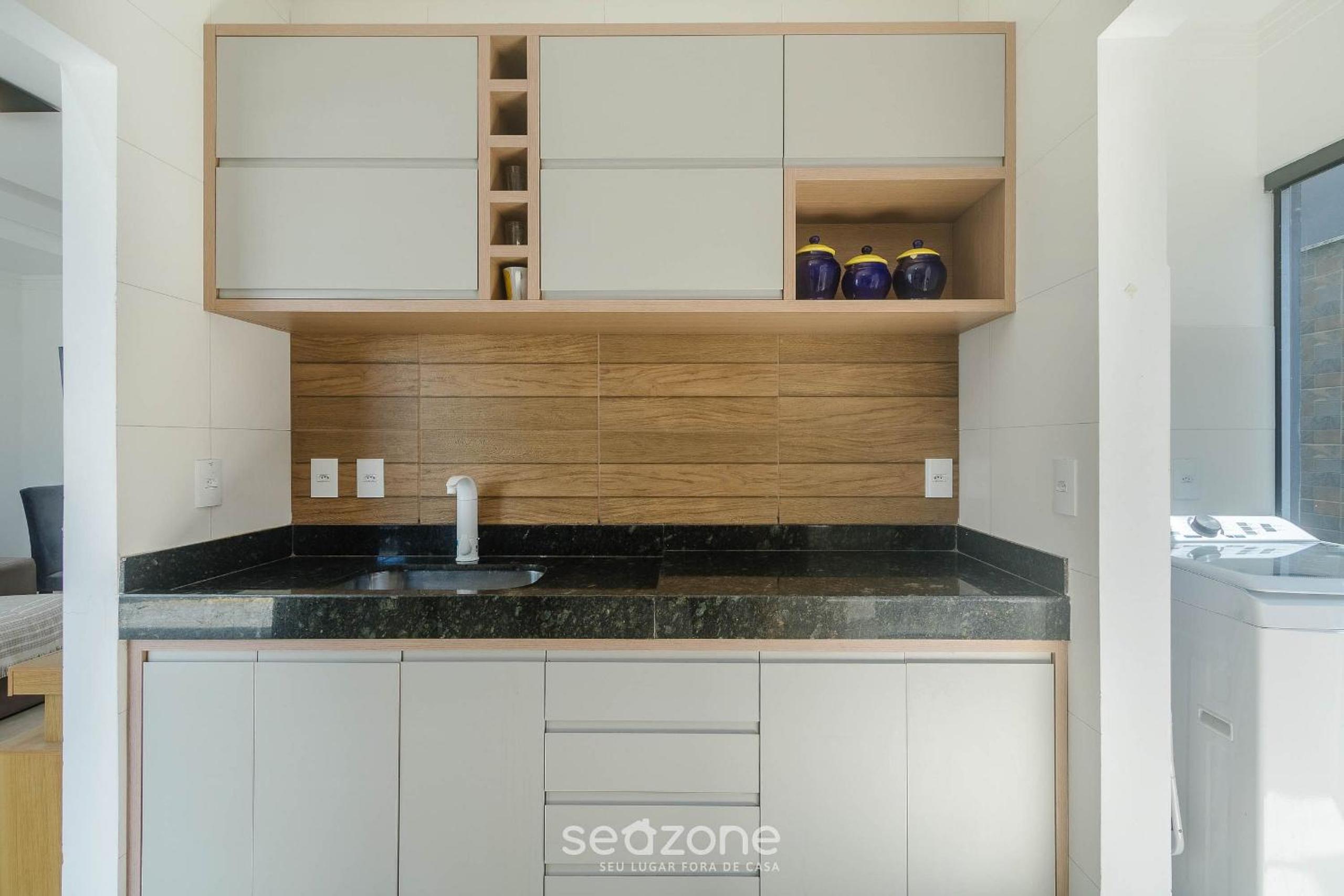 Condominium with Pool 950m from the Beach - PDM