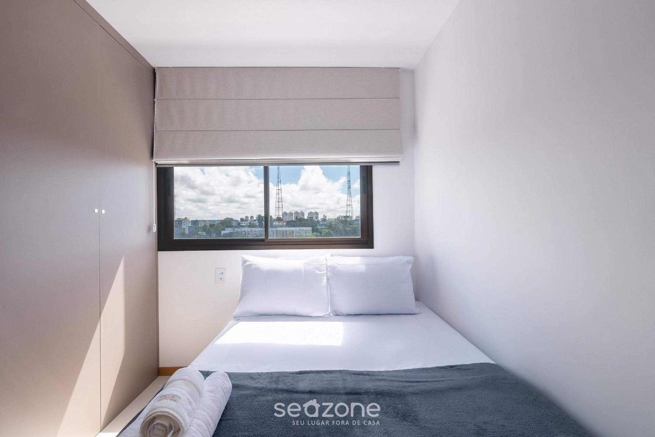 Modern Studio in condominium with pool HFO0208
