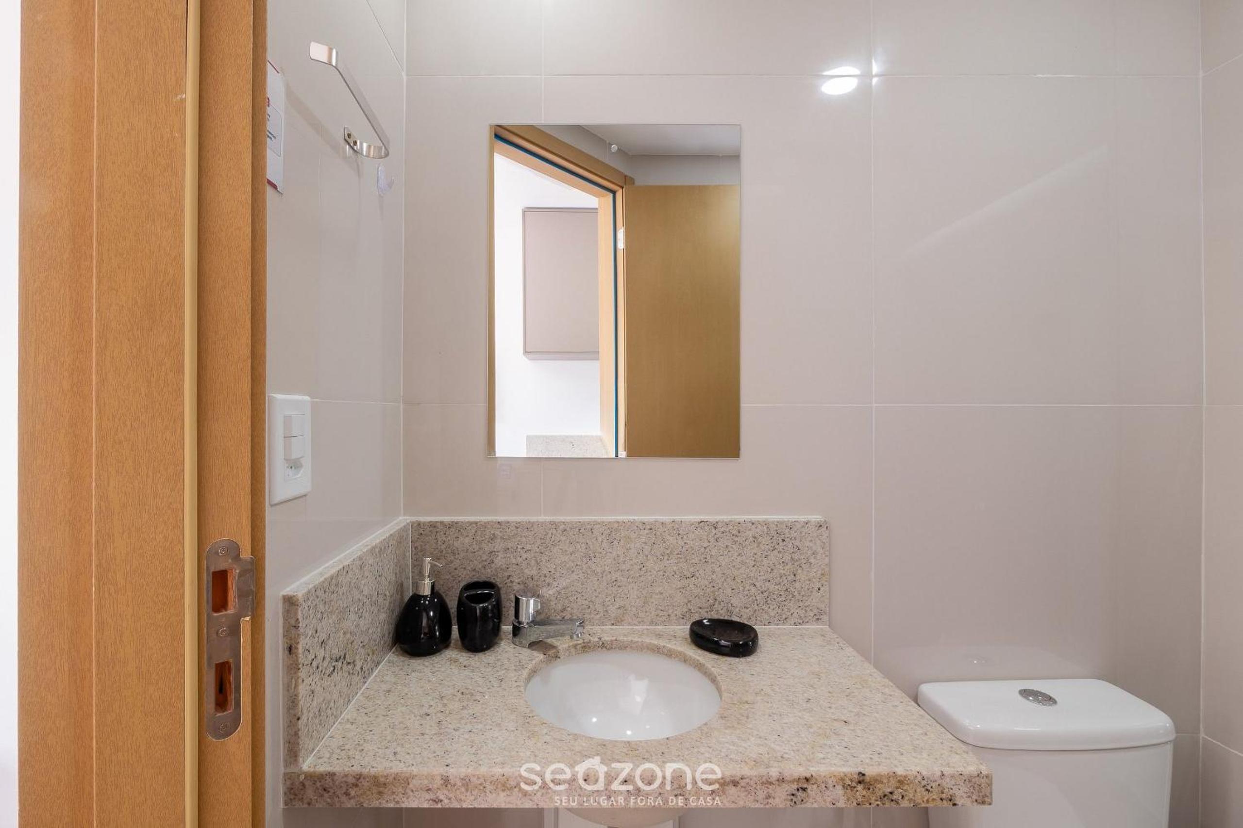 Modern Studio in condominium with pool HFO0208