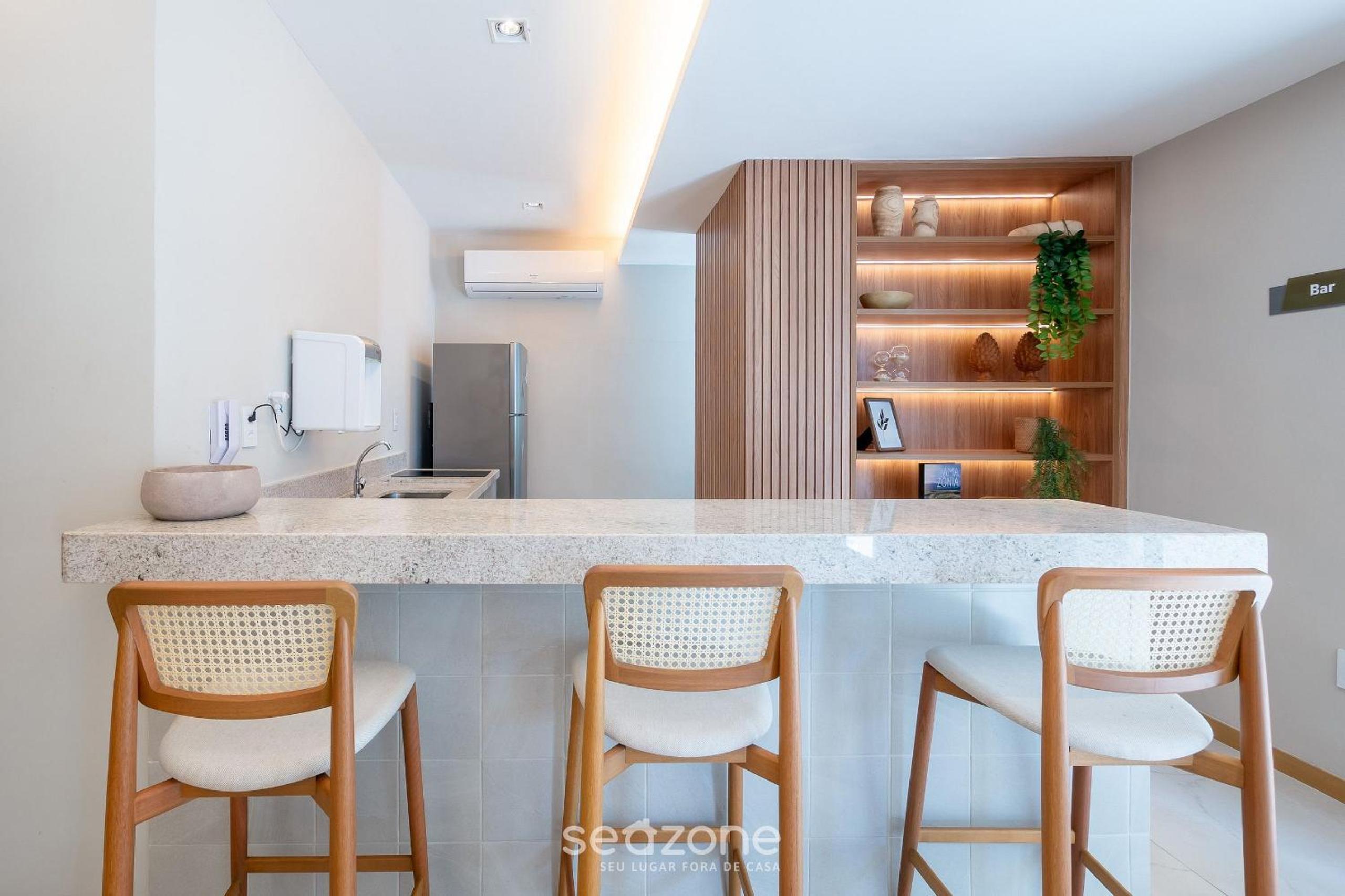 Modern Studio in condominium with pool HFO0208