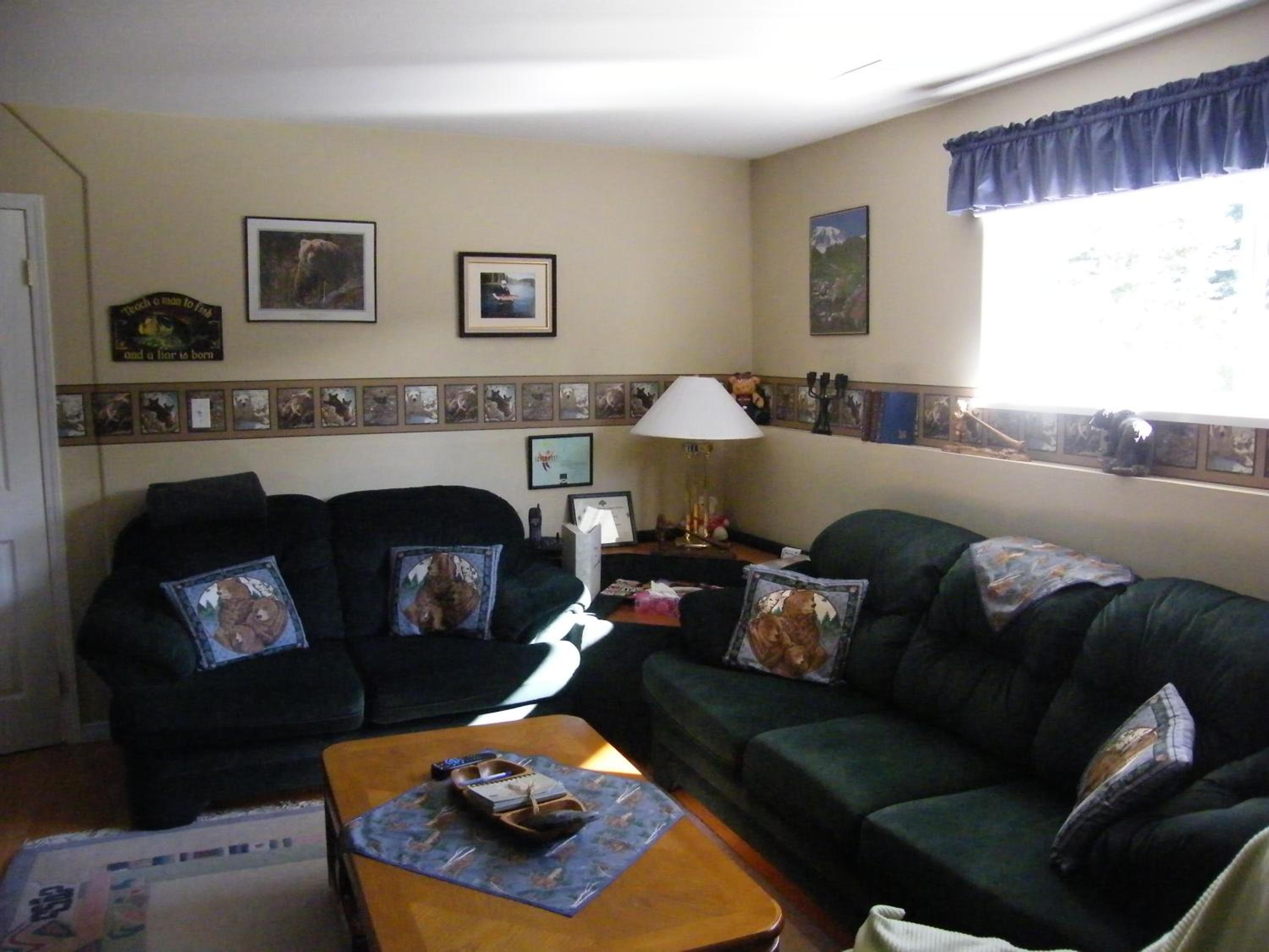 Silvern Lake Trail Bed and Breakfast