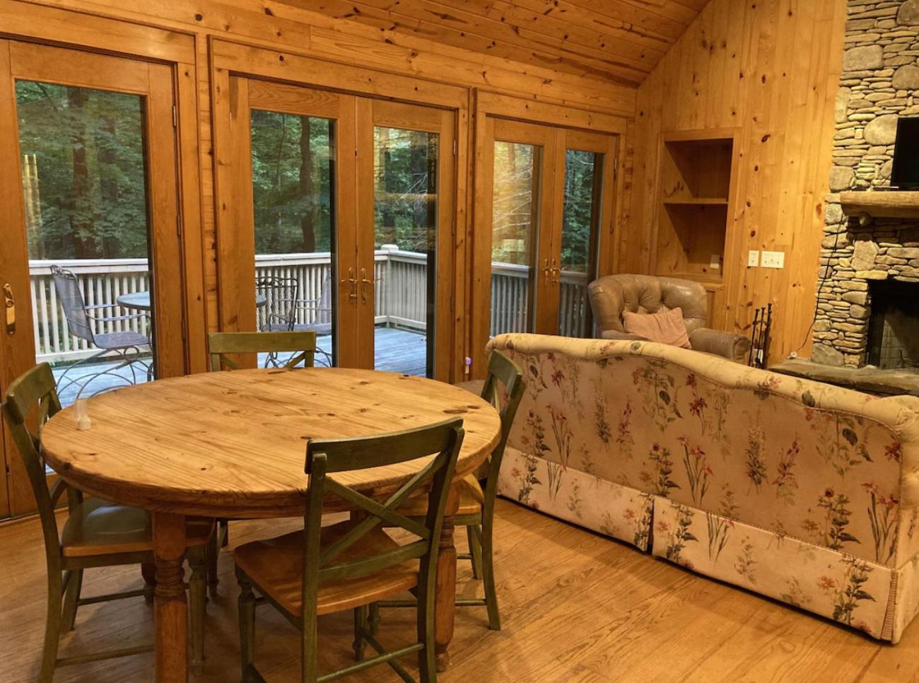 Ruby Cabin at Splendor Mountain
