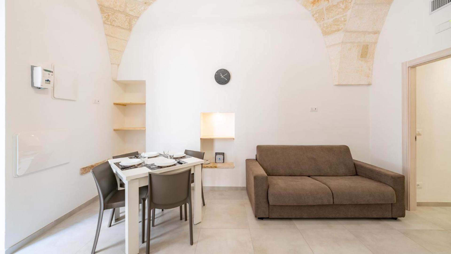 Sciura House by Rentbeat