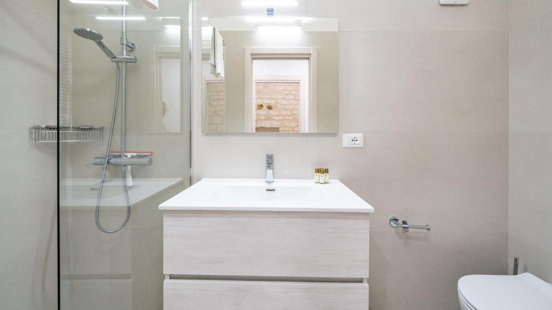 Sciura House by Rentbeat