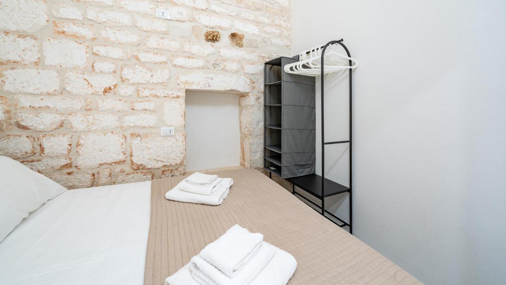 Sciura House by Rentbeat