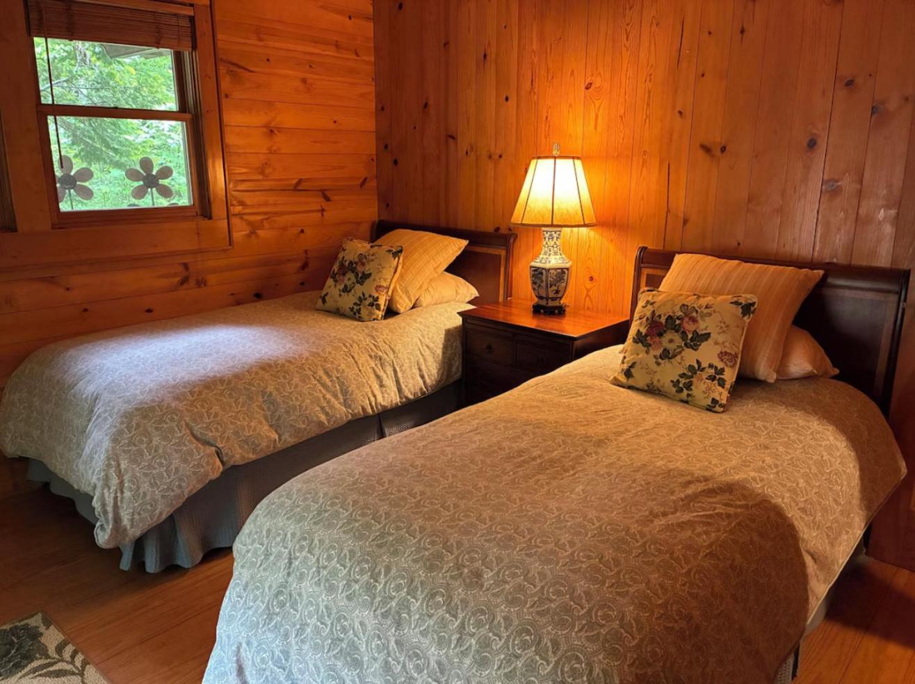 Sapphire Cabin at Splendor Mountain