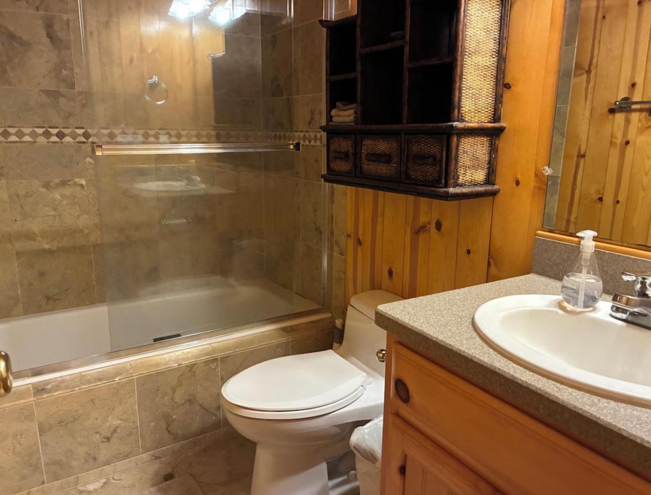 Sapphire Cabin at Splendor Mountain