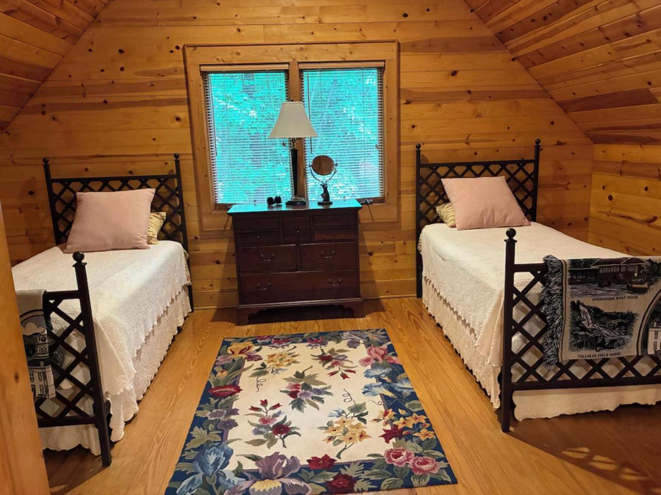 Sapphire Cabin at Splendor Mountain