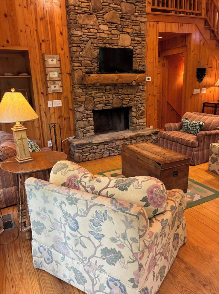 Sapphire Cabin at Splendor Mountain
