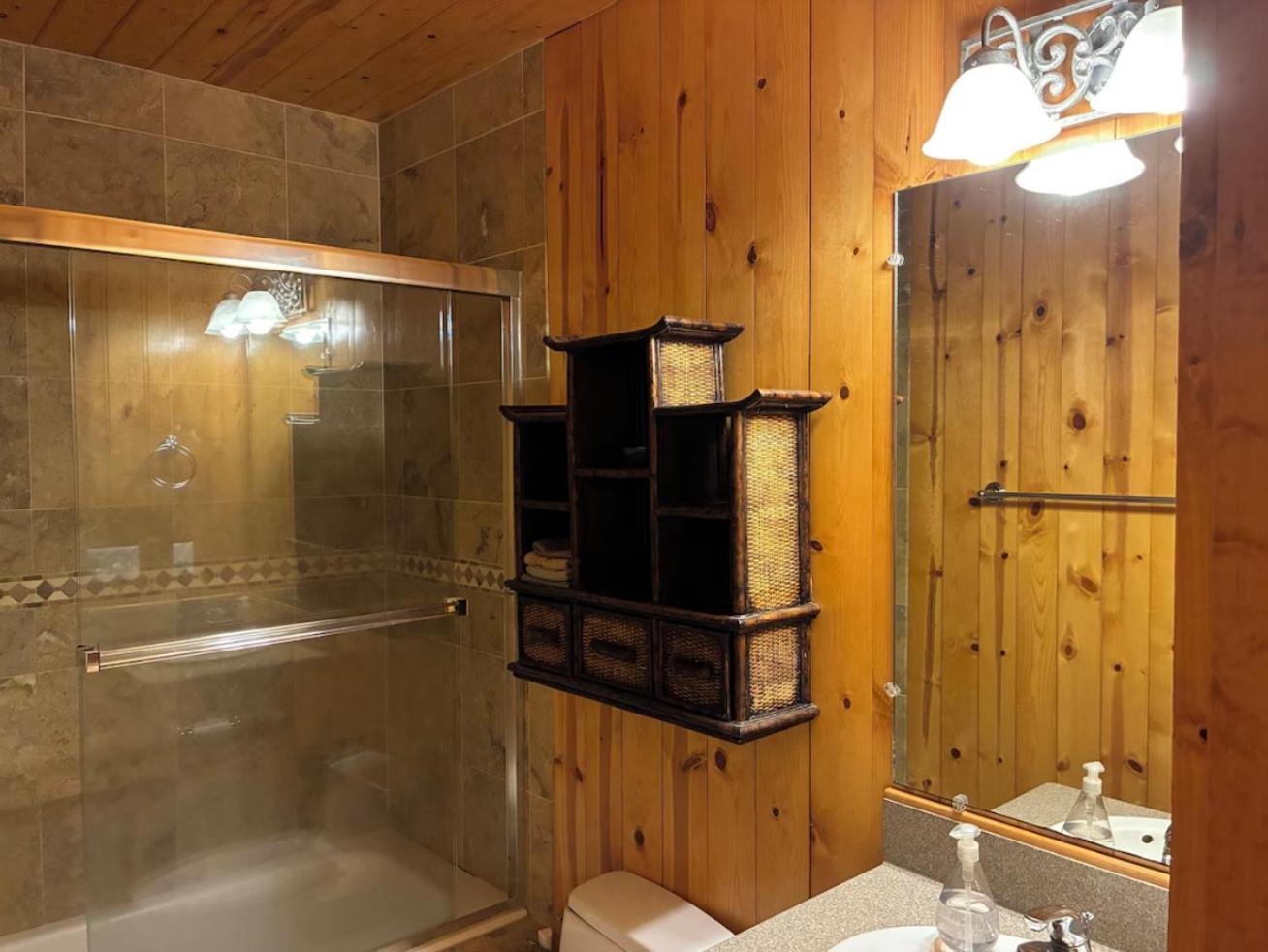 Sapphire Cabin at Splendor Mountain